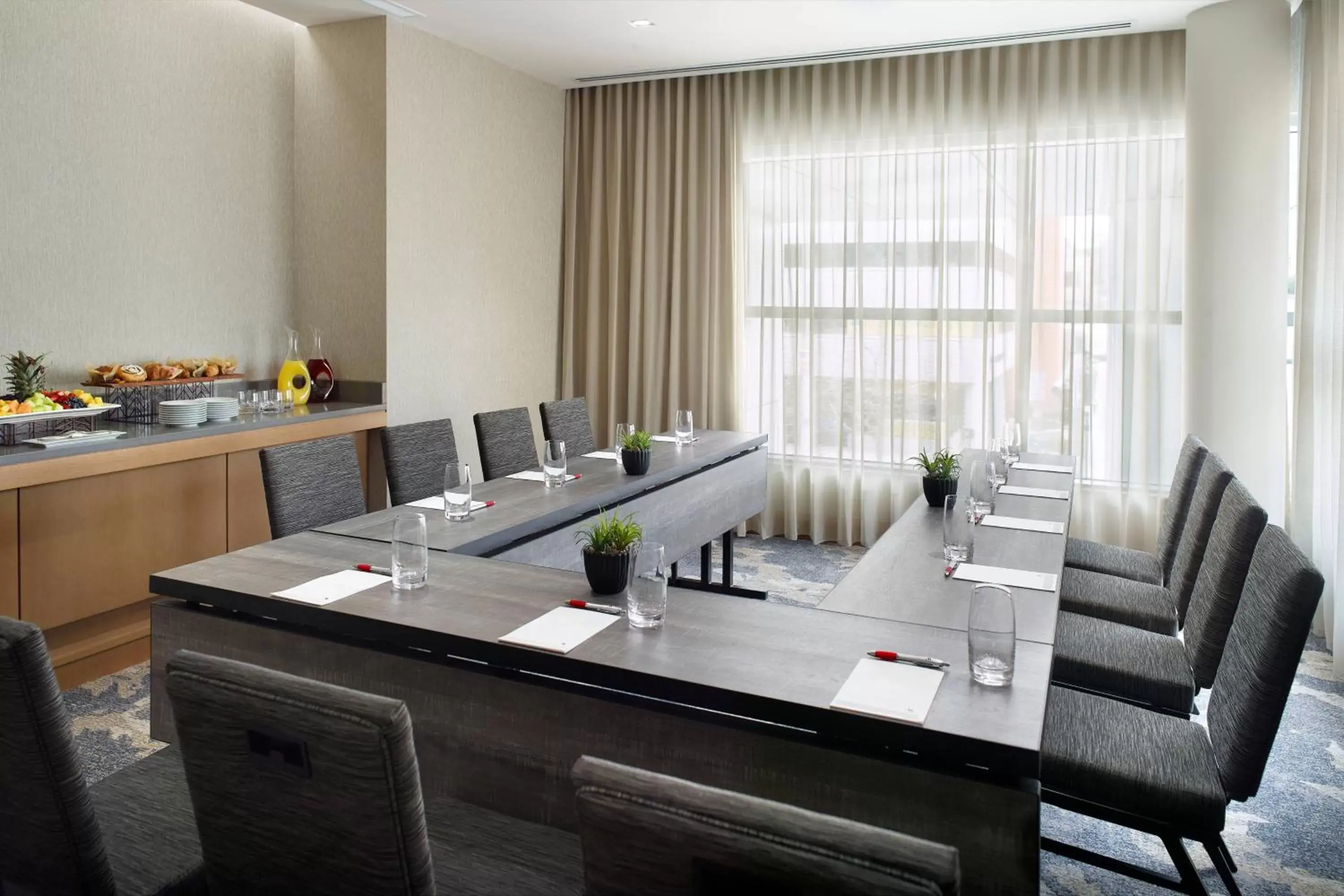 Meeting/conference room, Restaurant/Places to Eat in Lexington Marriott City Center