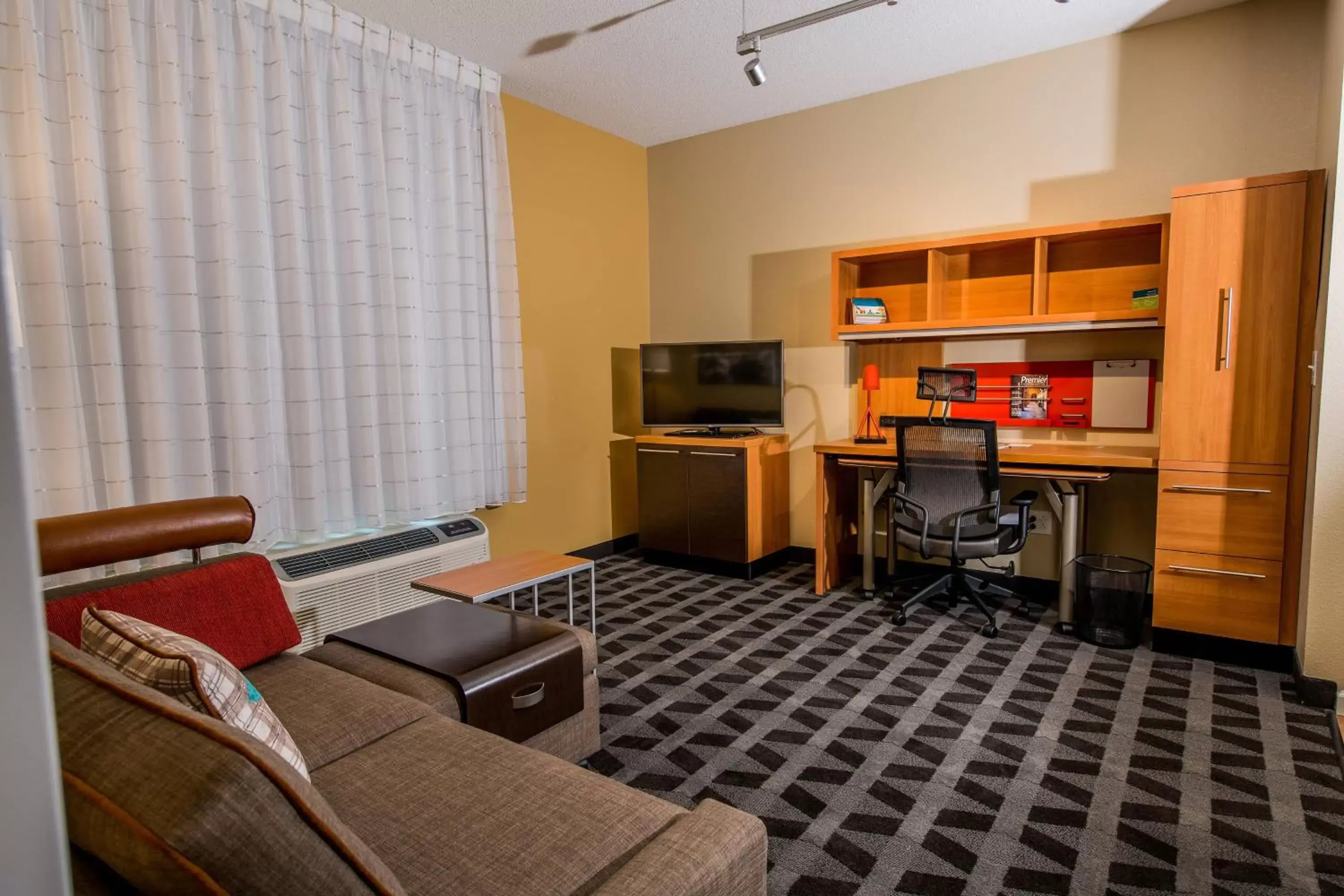 Living room in TownePlace Suites by Marriott Florence