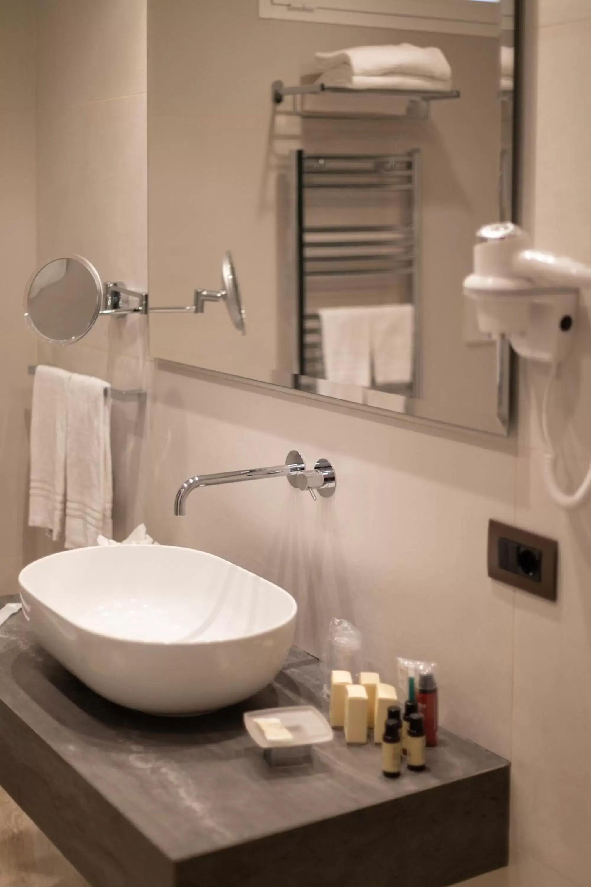 Bathroom in Splendid Hotel Taormina