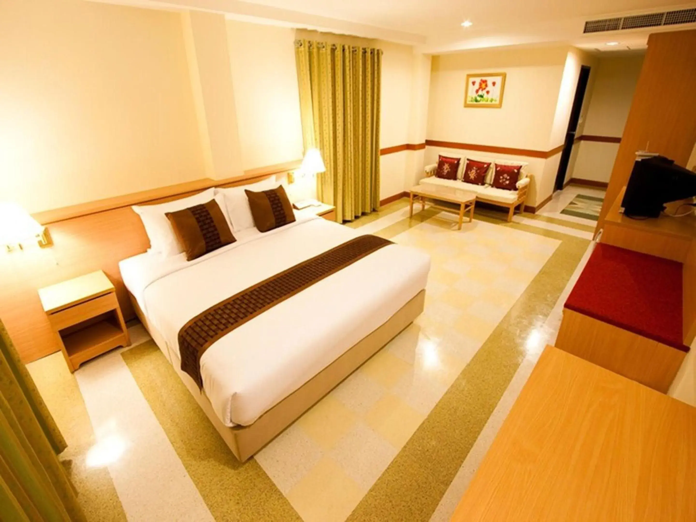 Photo of the whole room in The Ecotel Bangkok