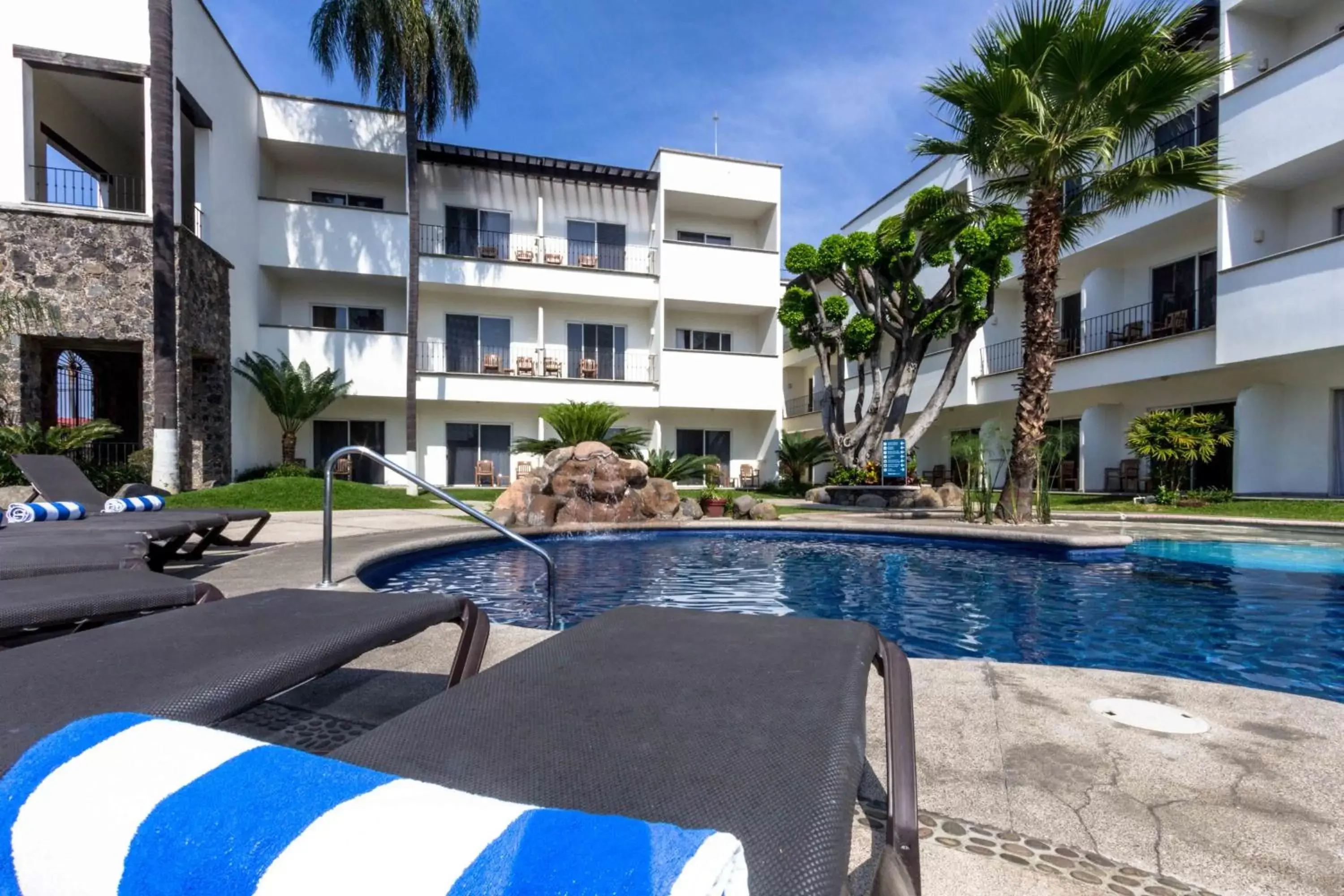 Property building, Swimming Pool in Casa Francisco