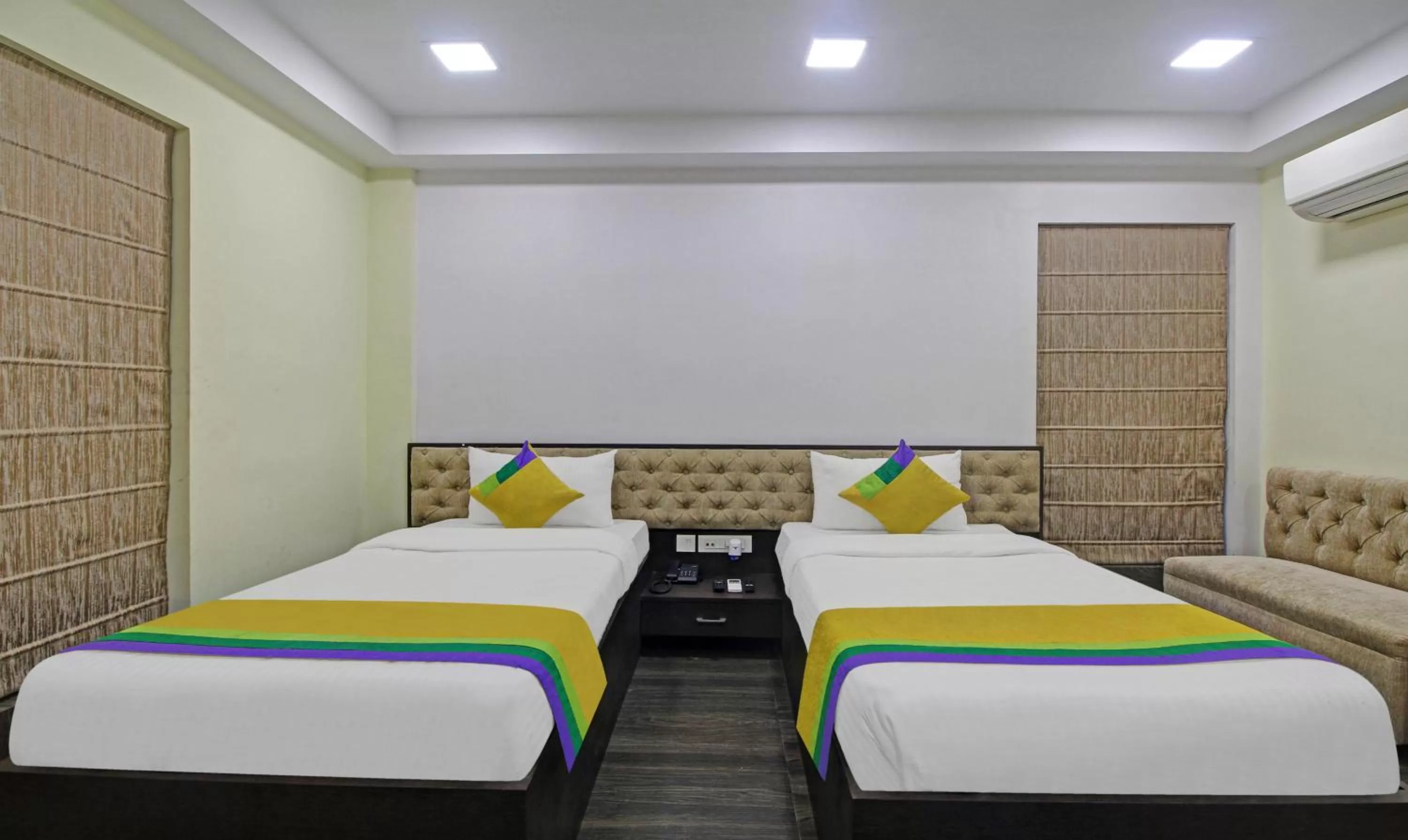Bedroom, Bed in Itsy Hotels Reotel Near Rabindra Sarobar