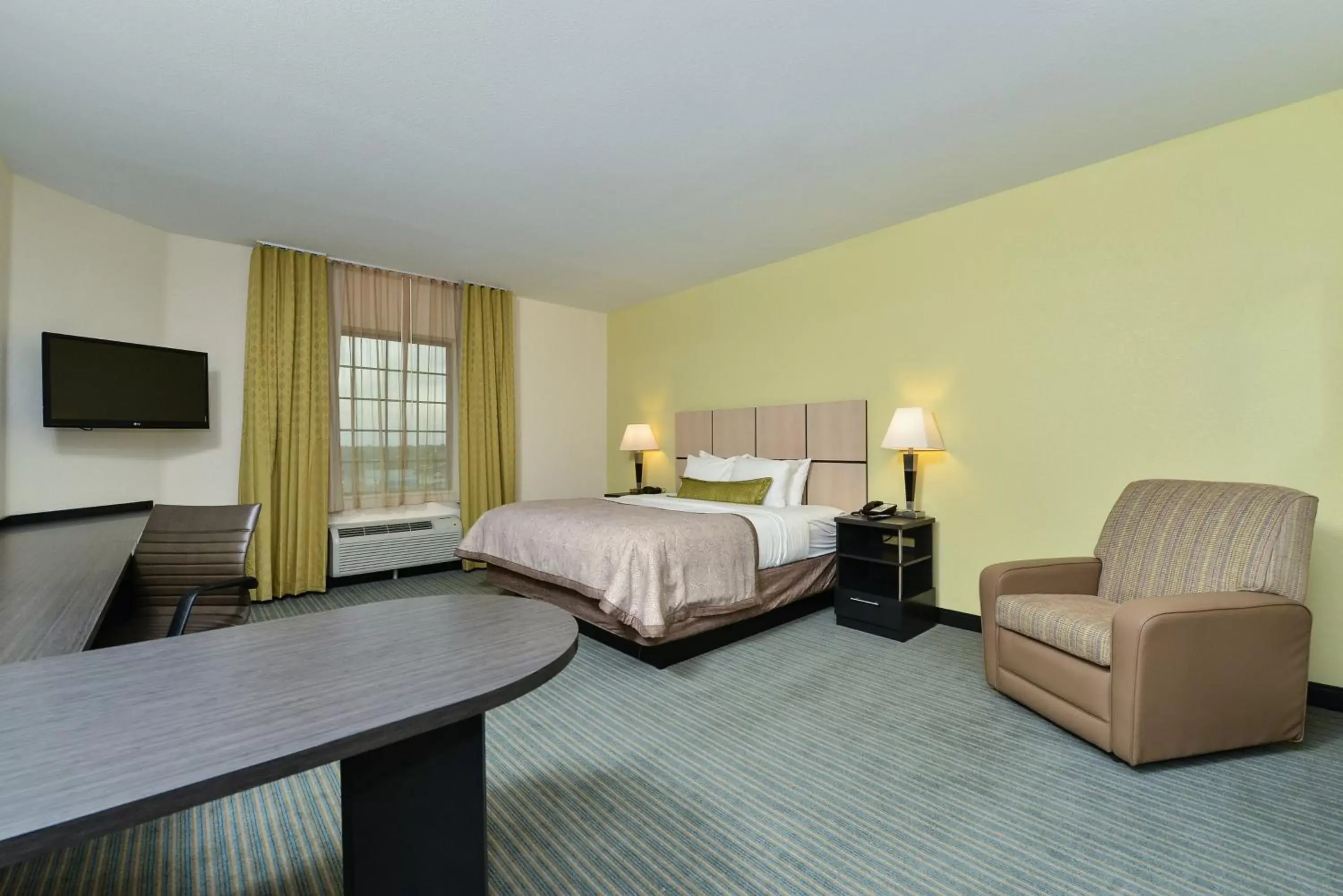 Photo of the whole room in Candlewood Suites Monahans, an IHG Hotel