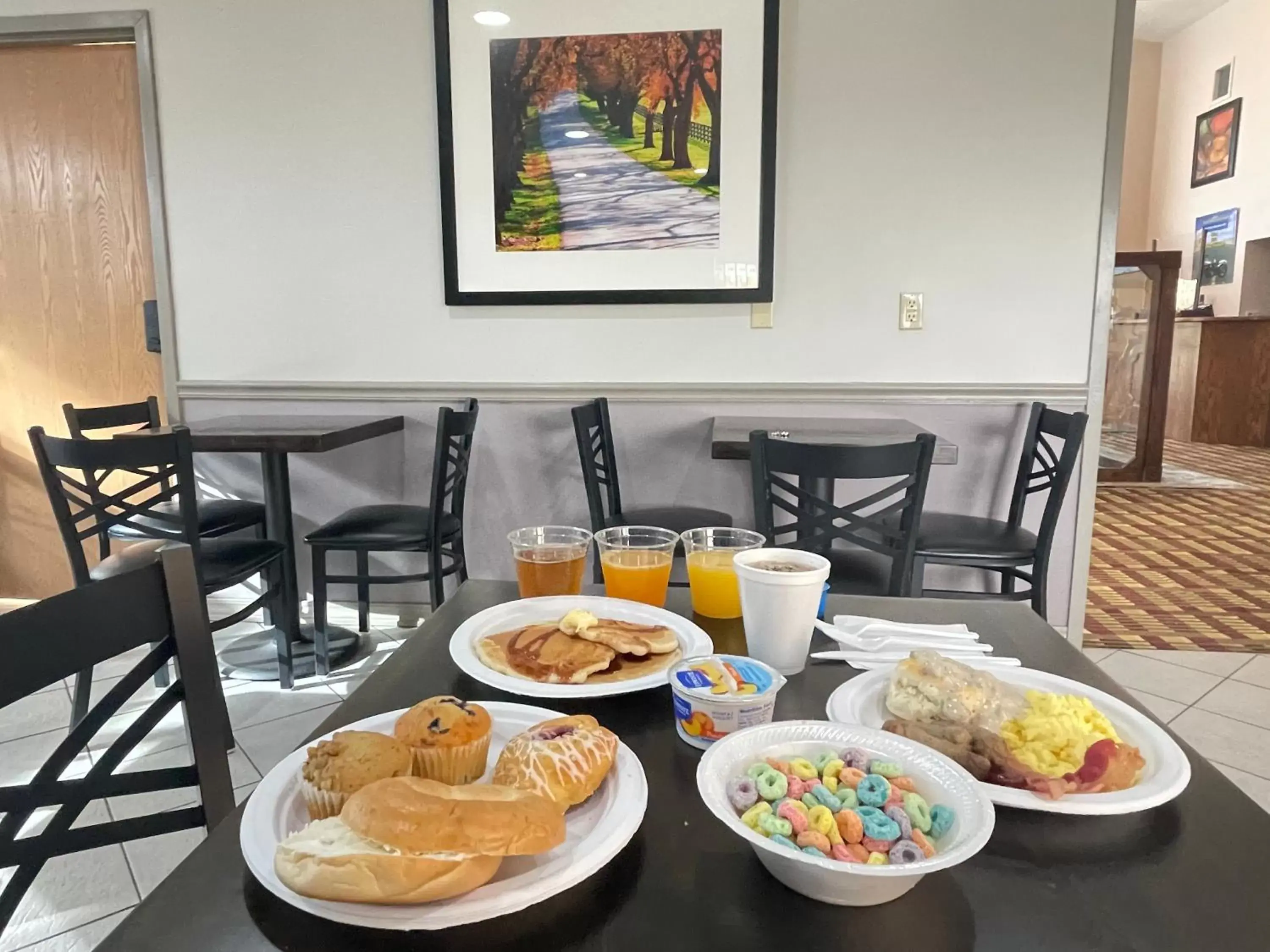 Breakfast in Scenic Hills Inn