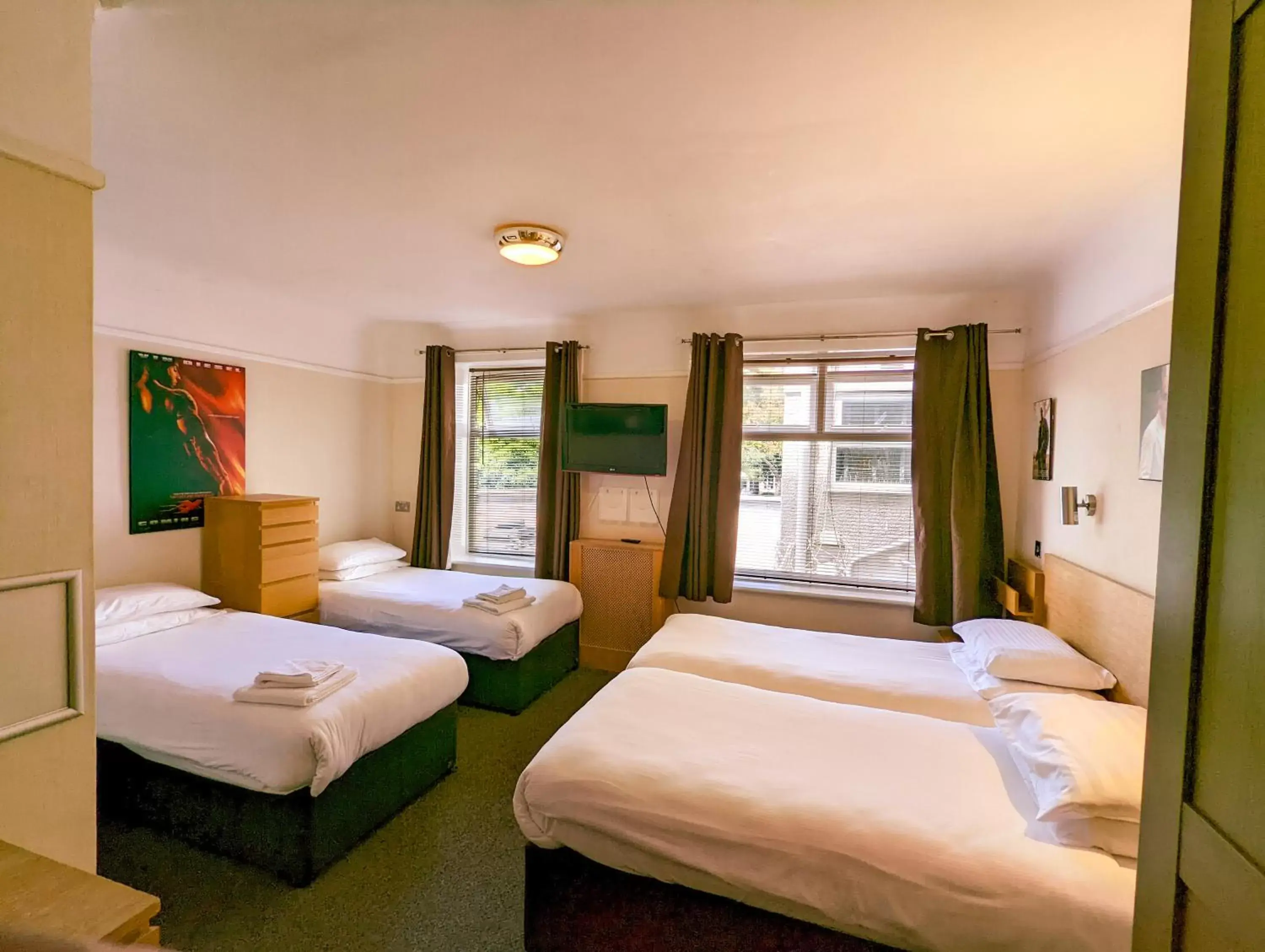 Bedroom, Bed in Hotel Celebrity