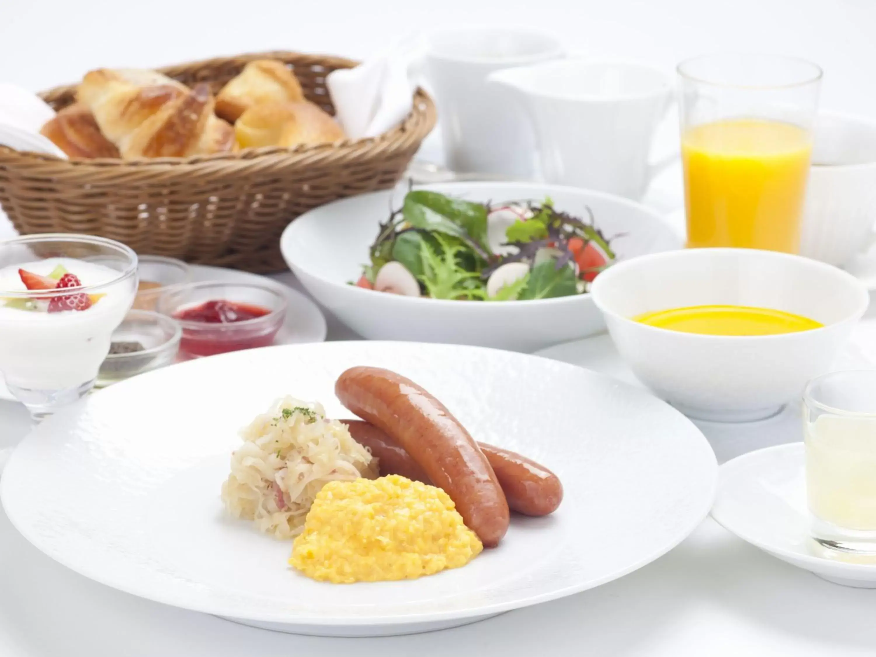 Restaurant/places to eat, Breakfast in Hotel La Suite Kobe Harborland