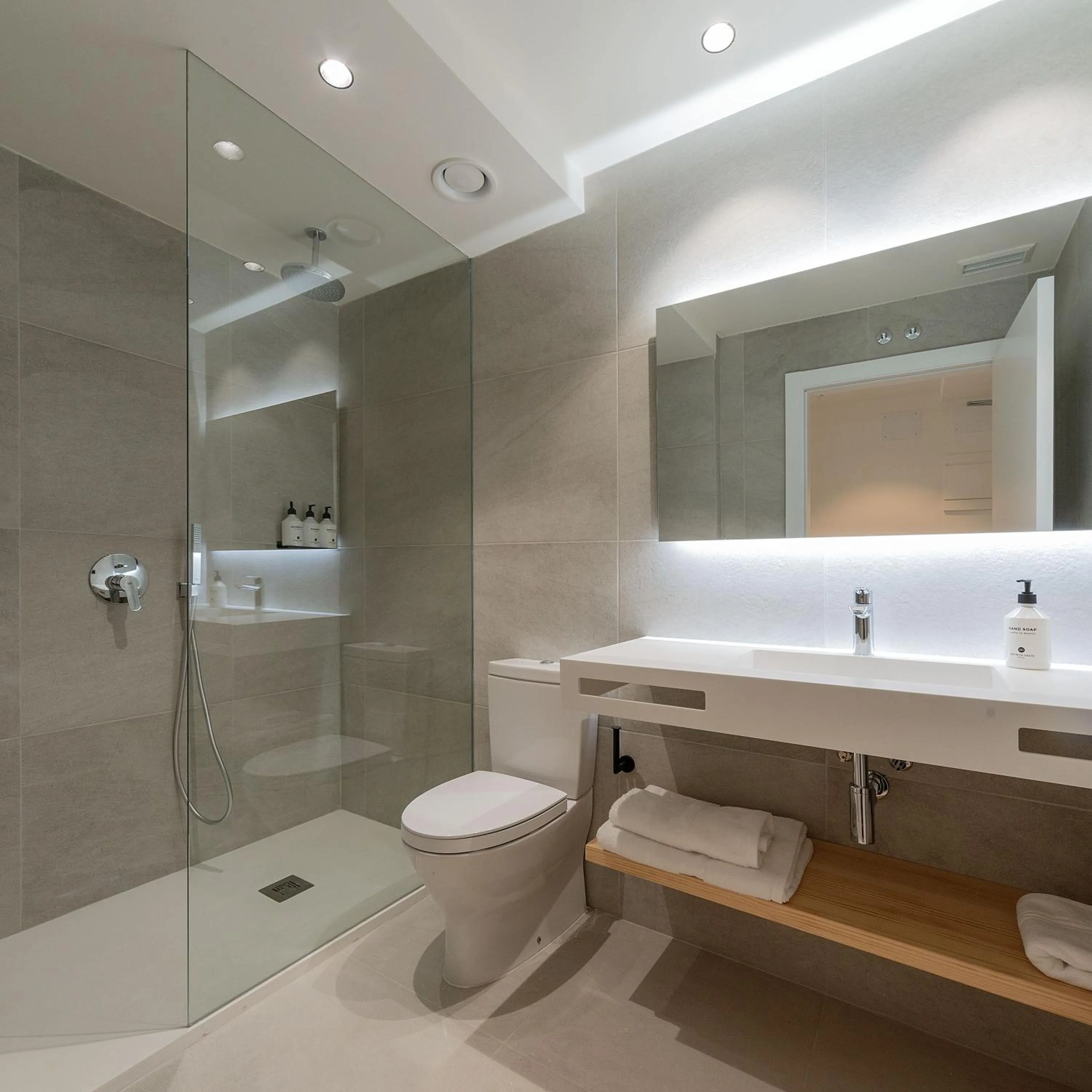 Hotel Distrito Oeste