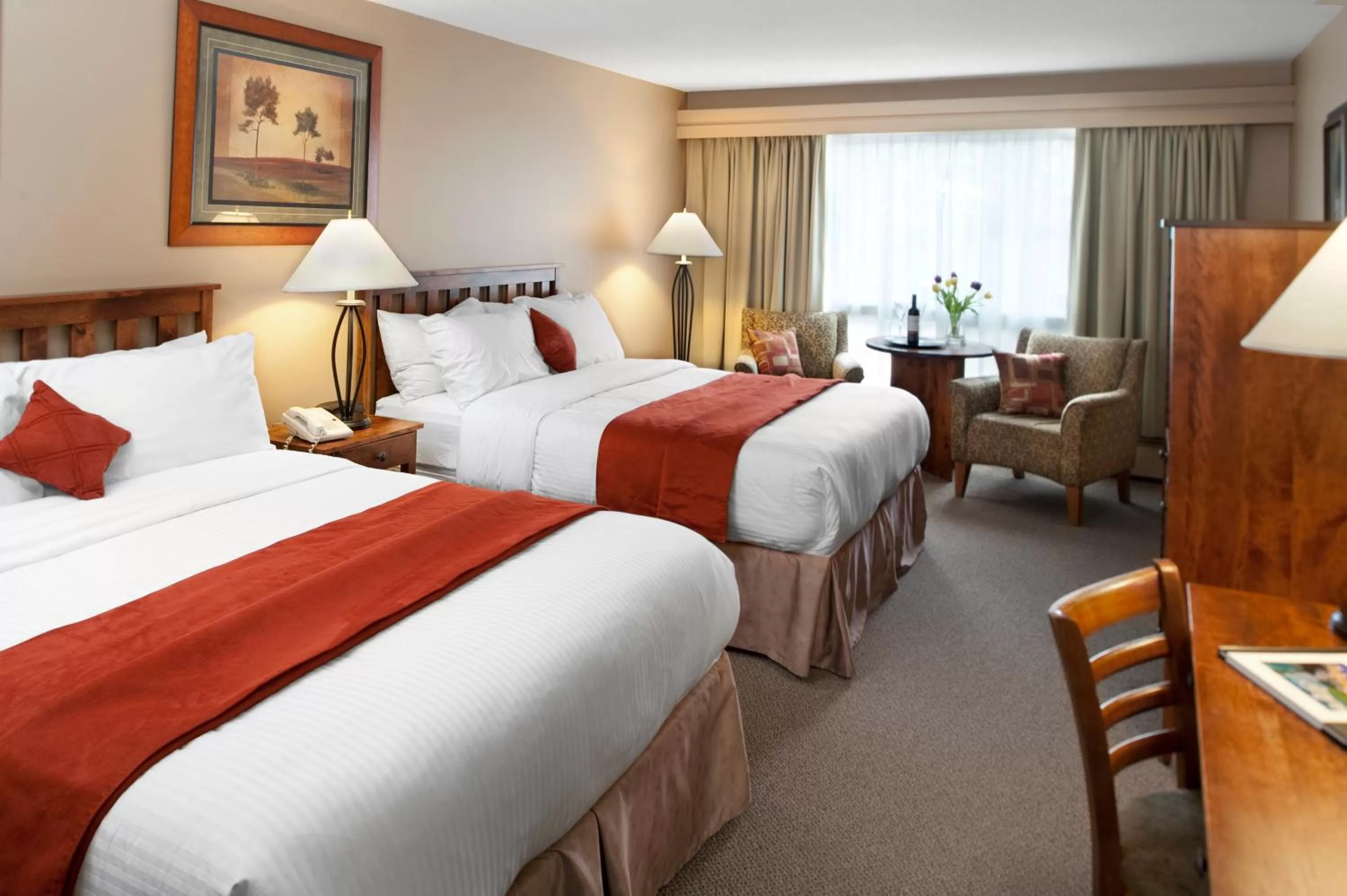 Standard Queen Room with Two Queen Beds in Tonquin Inn