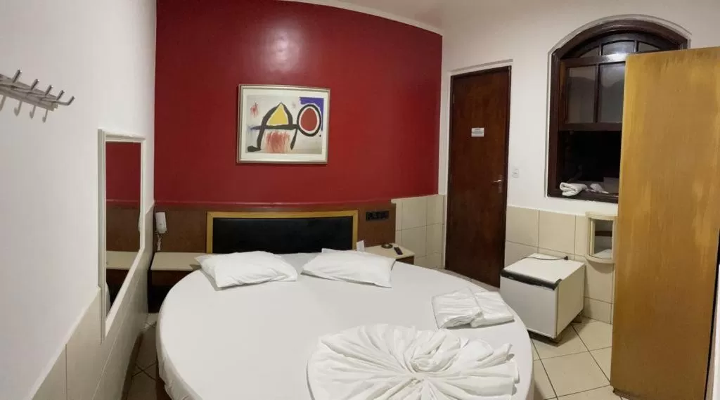 Bed in Hotel Smart Inn