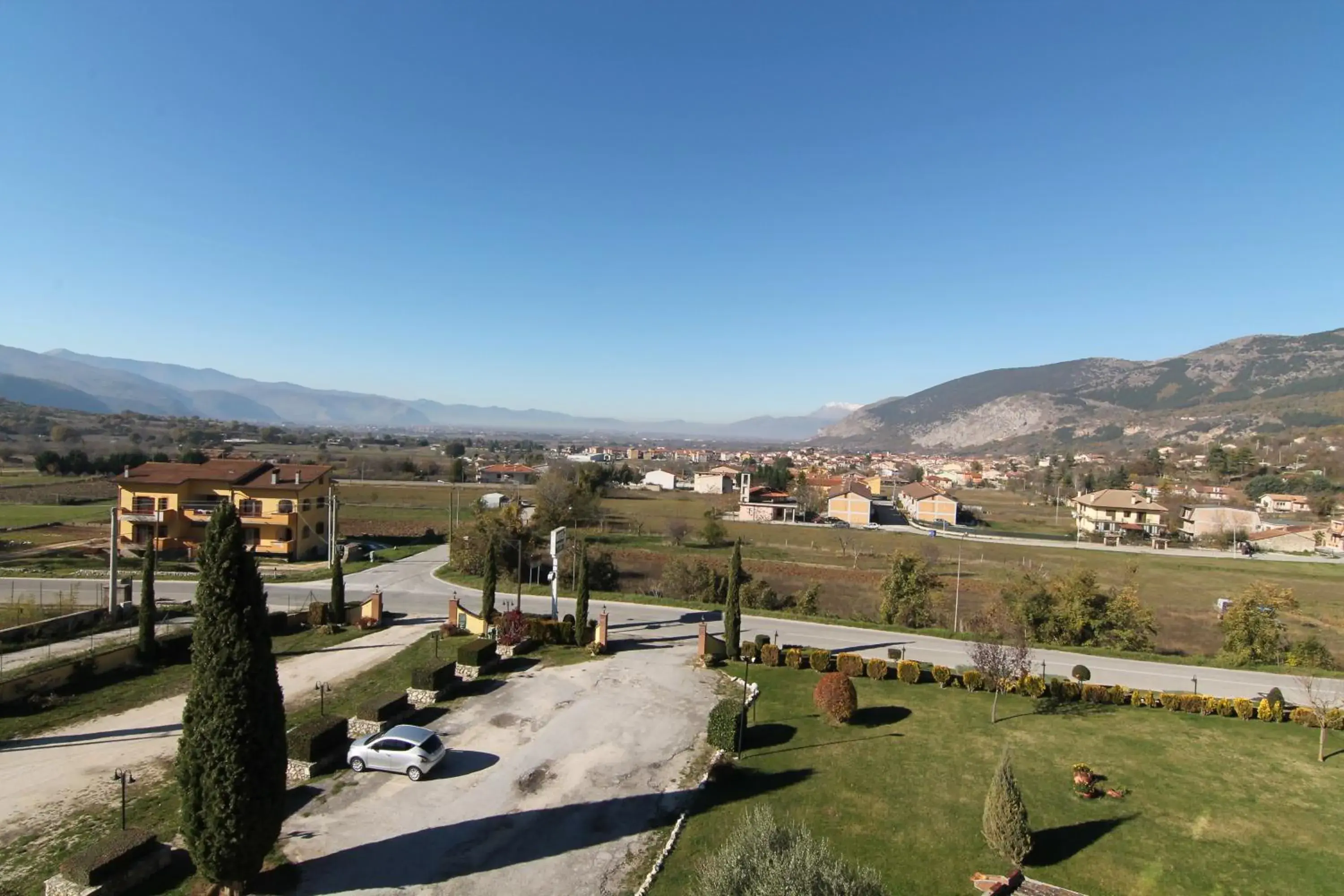 Garden view in FILIPPONE HOTEL&RISTORANTE