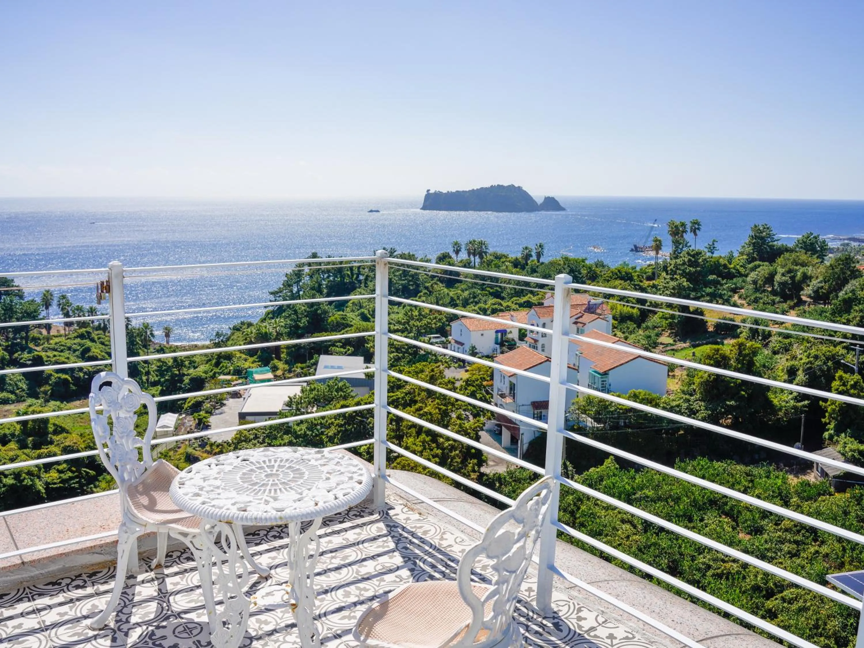 Property building in GoldOne Hotel & Suites