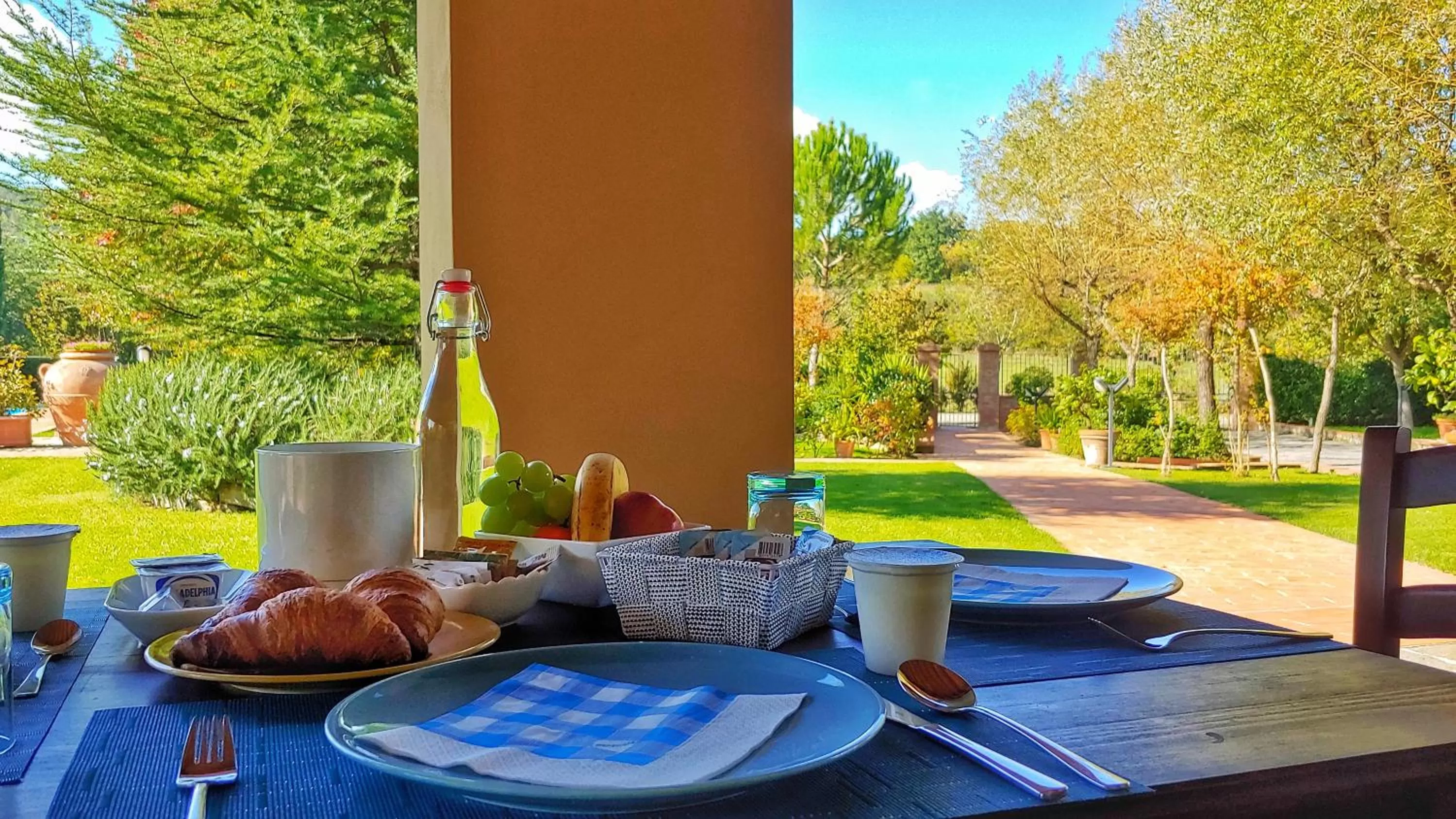 Breakfast in Torrebianca Tuscany