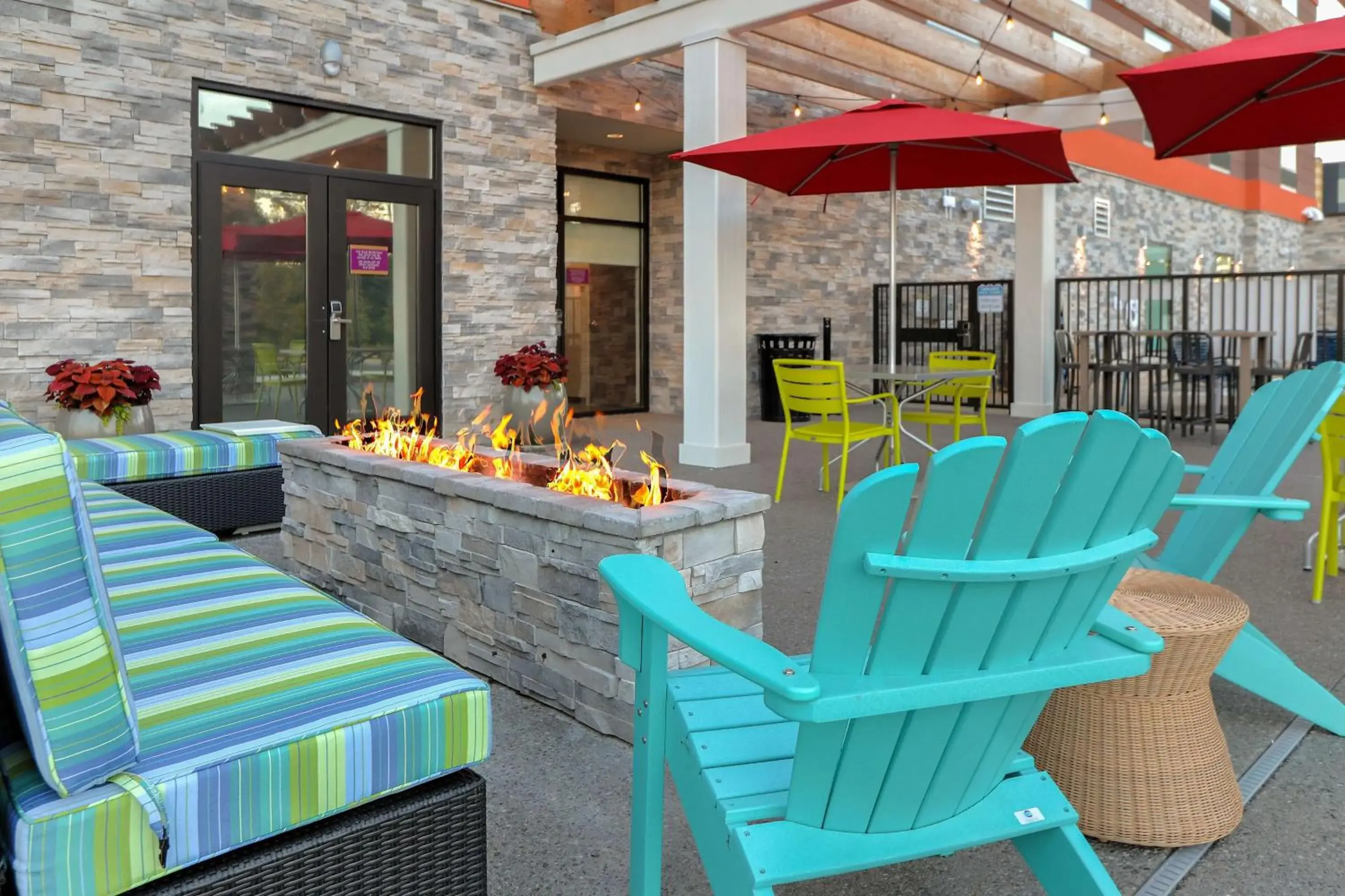 Patio in Home2 Suites By Hilton Alcoa Knoxville Airport