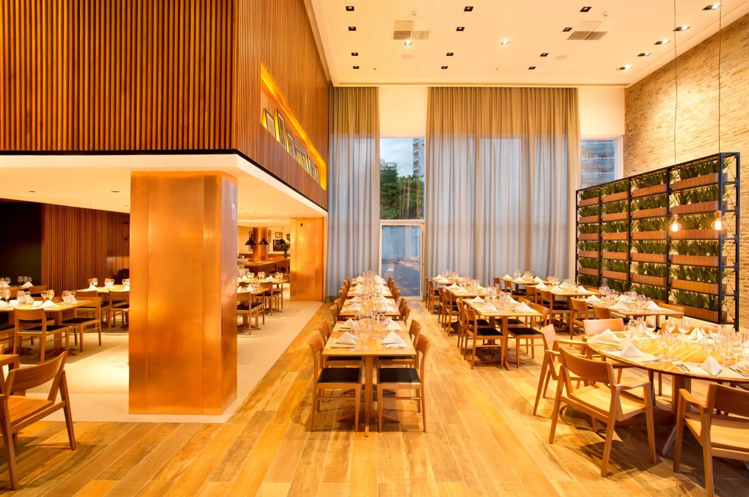 Restaurant/places to eat in Venit Barra Hotel