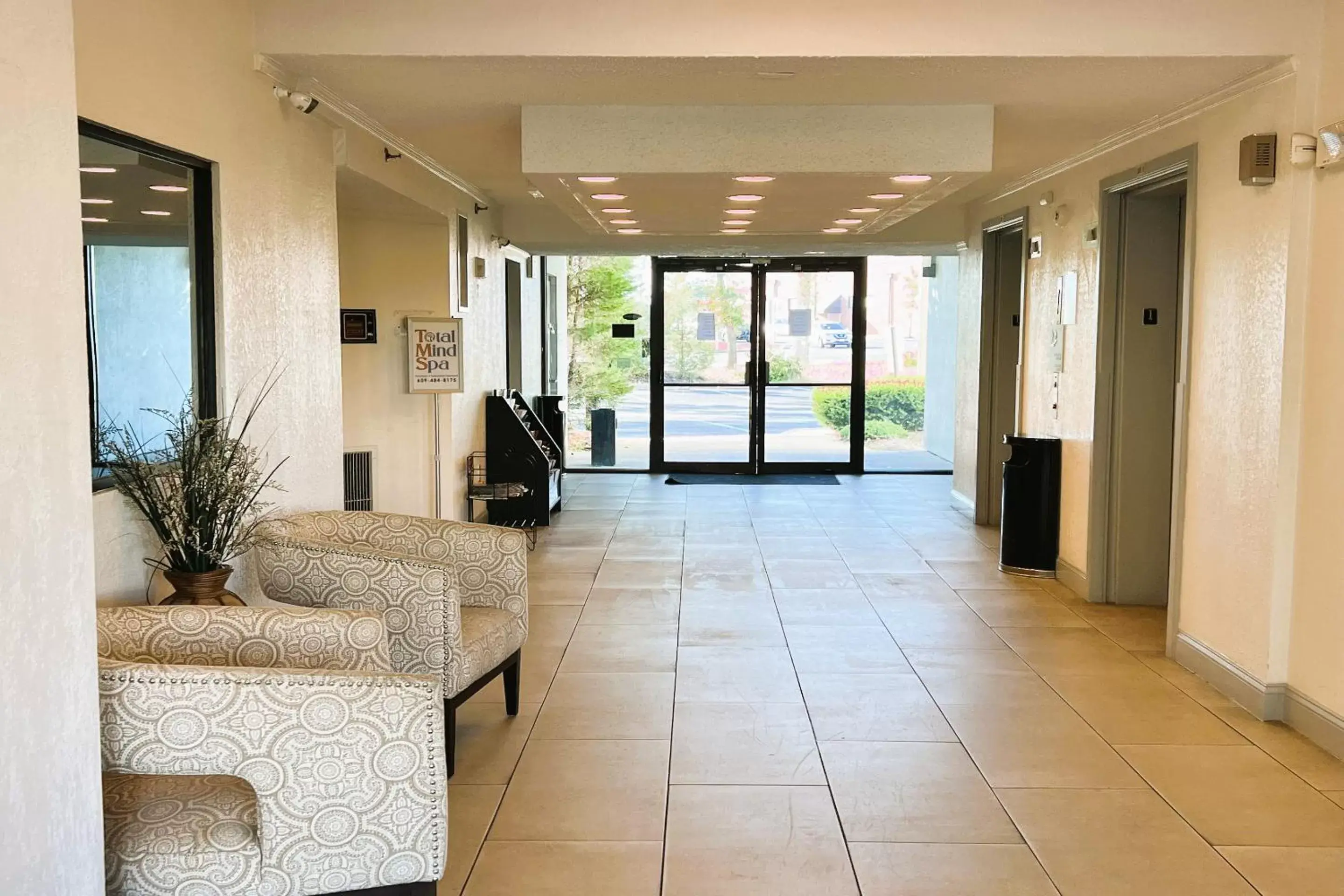 Lobby or reception, Seating Area in The Plaza On The Pike Hotel Atlantic City West by OYO