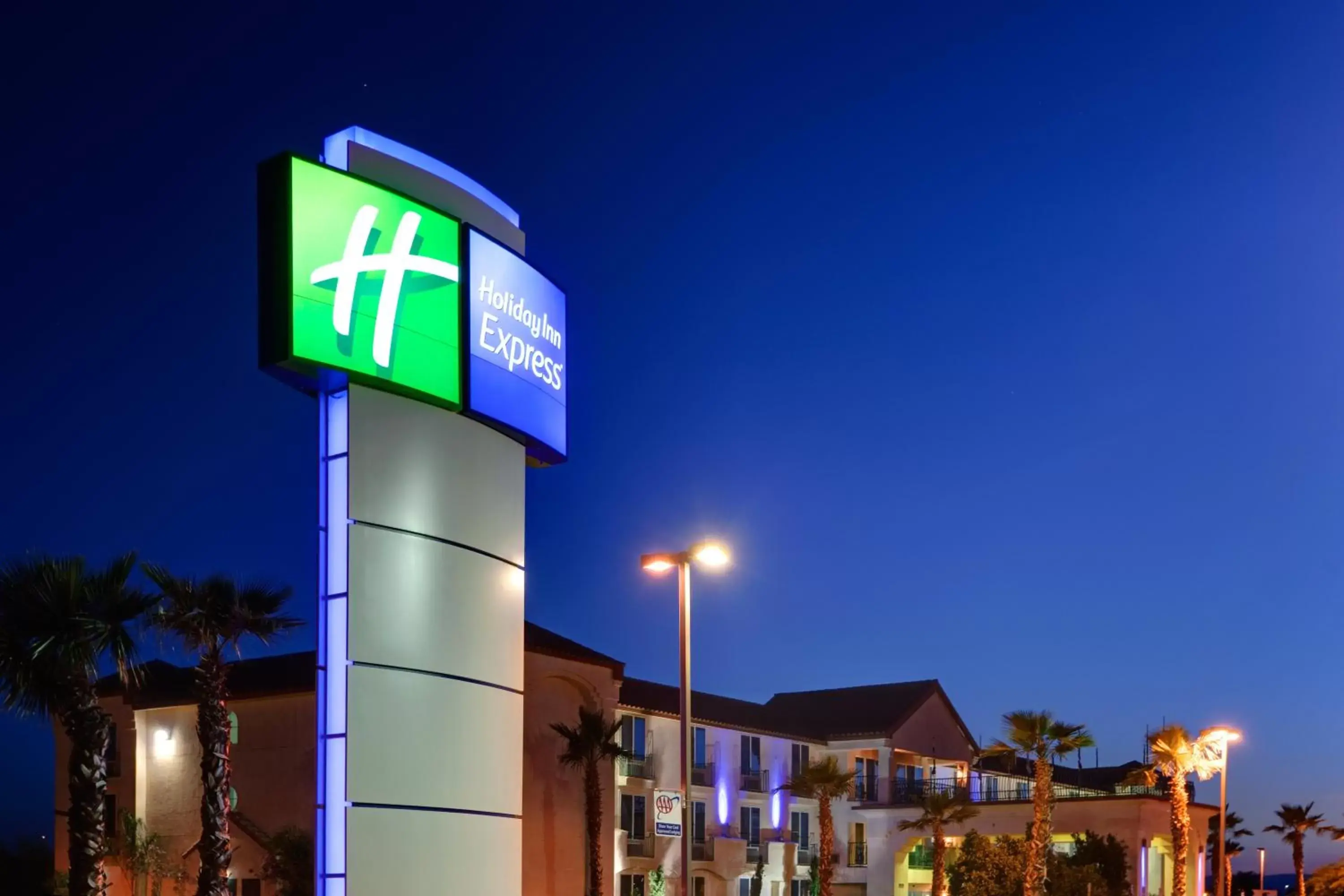 Property Building in Holiday Inn Express Calexico, an IHG Hotel