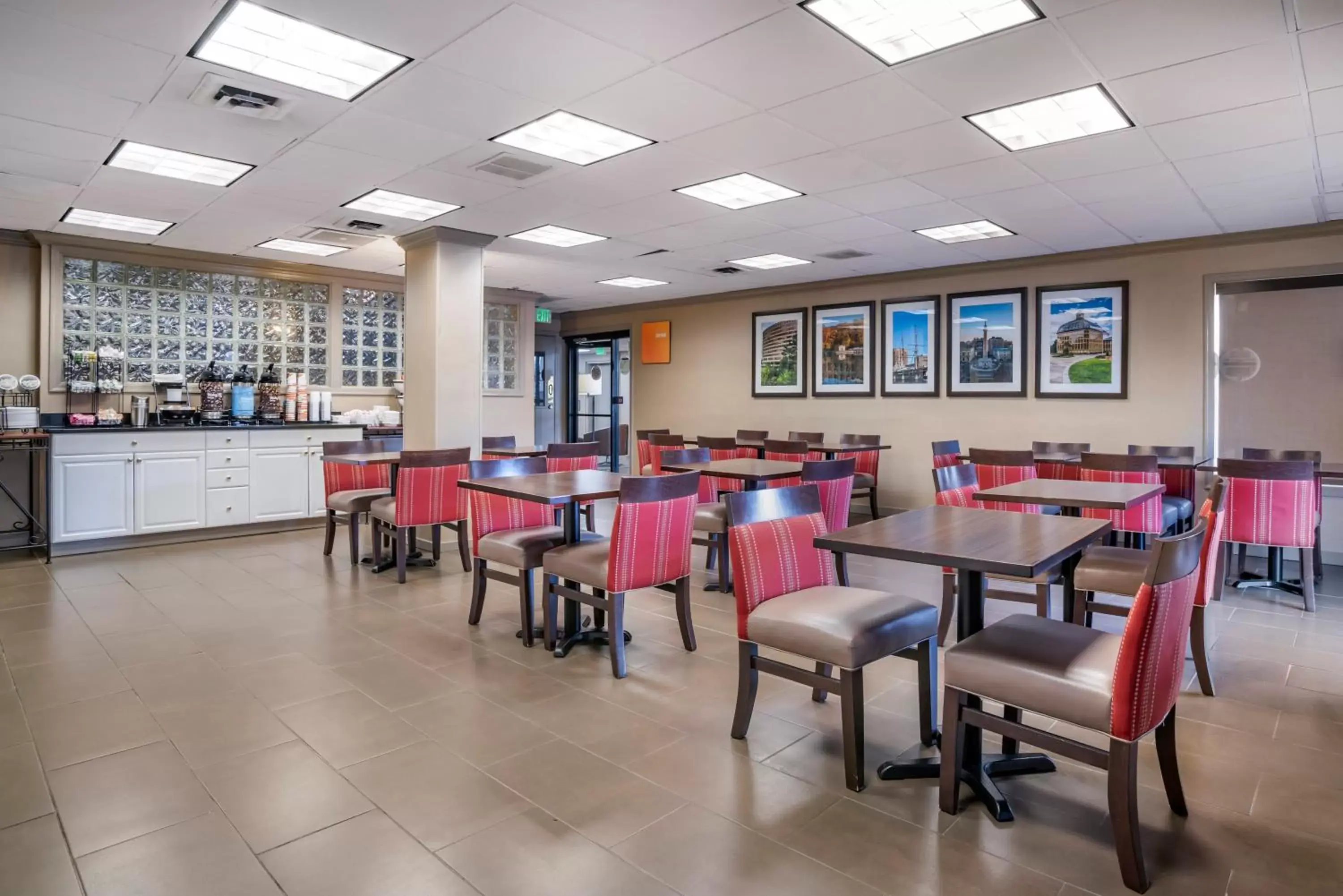 Breakfast, Restaurant/Places to Eat in Comfort Inn Towson