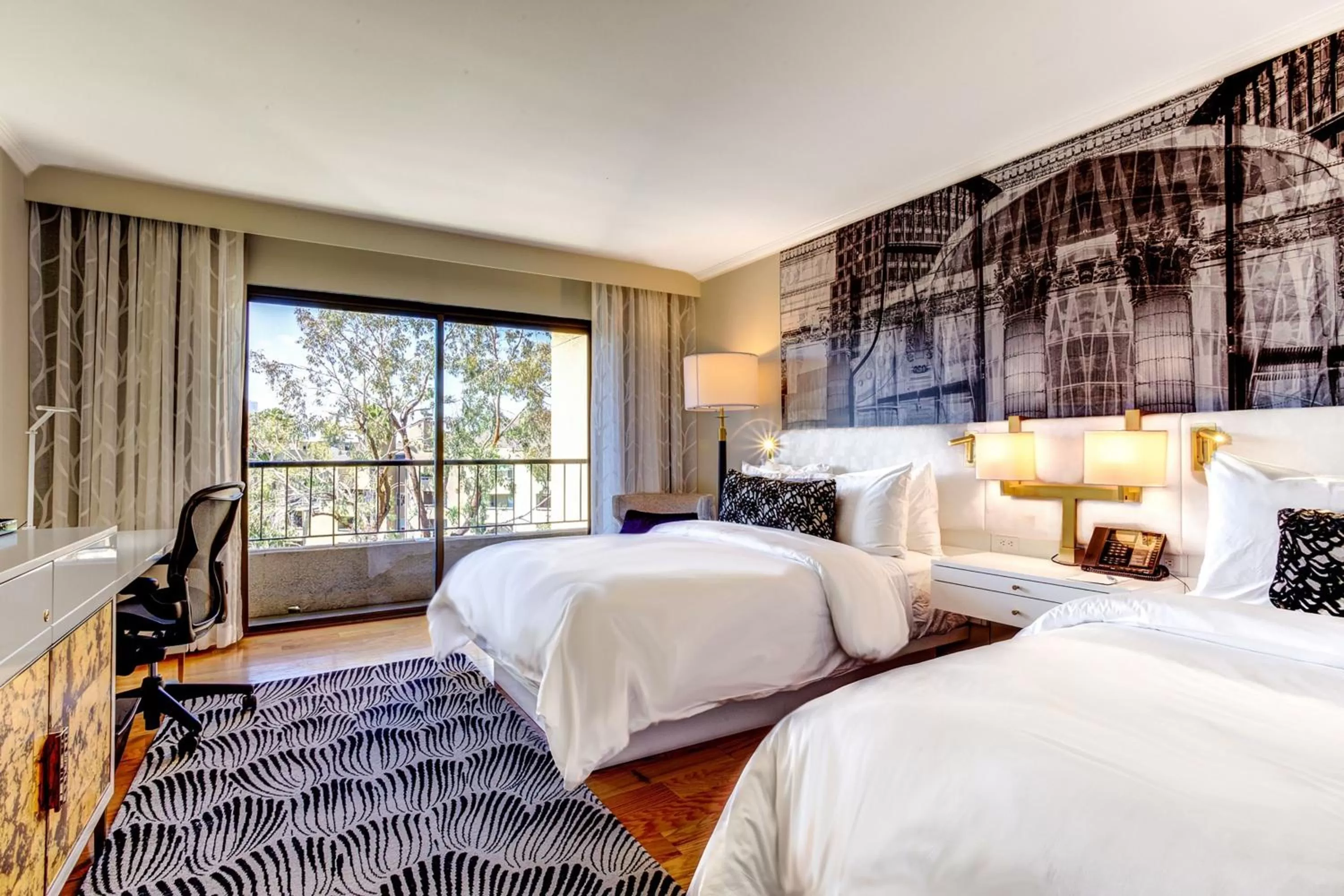 Photo of the whole room, Bed in Avenue of the Arts Costa Mesa, a Tribute Portfolio Hotel