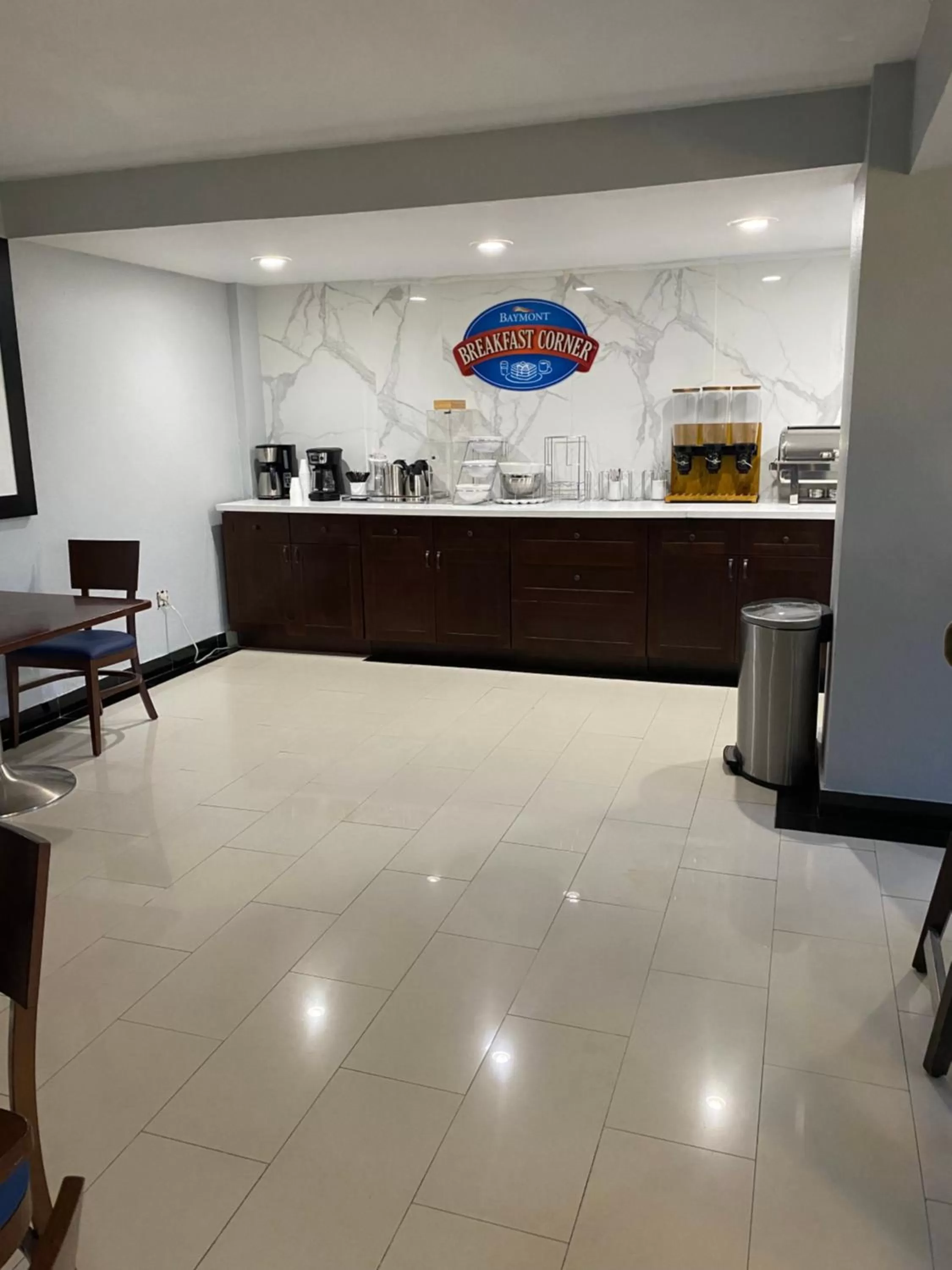 Breakfast in Baymont Inn by Wyndham Odessa University Area