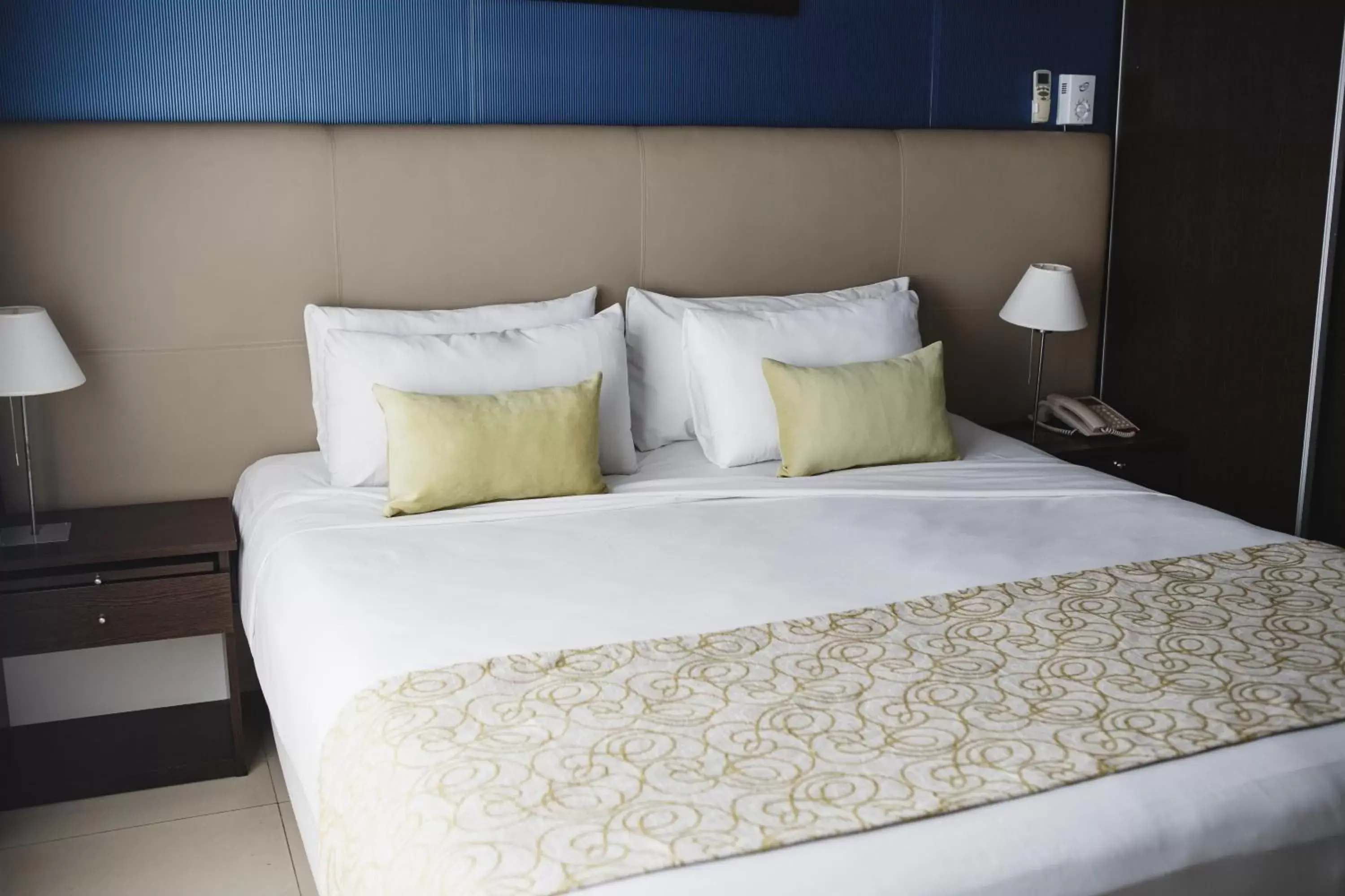 Bedroom, Bed in Ker Urquiza Hotel