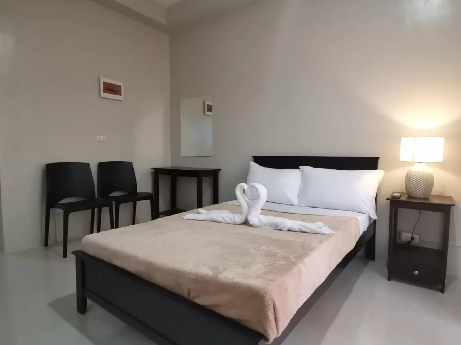 Bed in G Square Residences