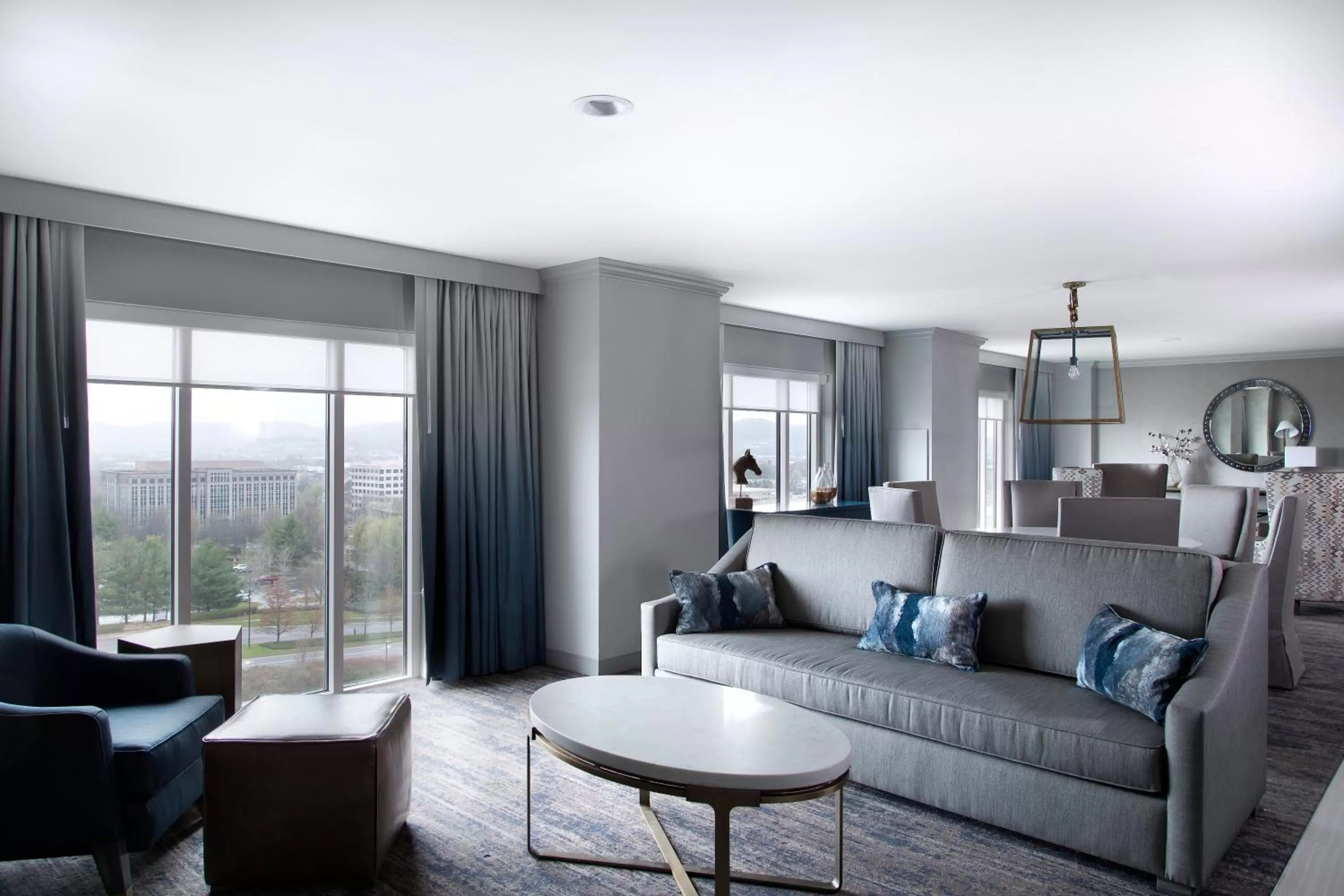 Living room in Franklin Marriott Cool Springs