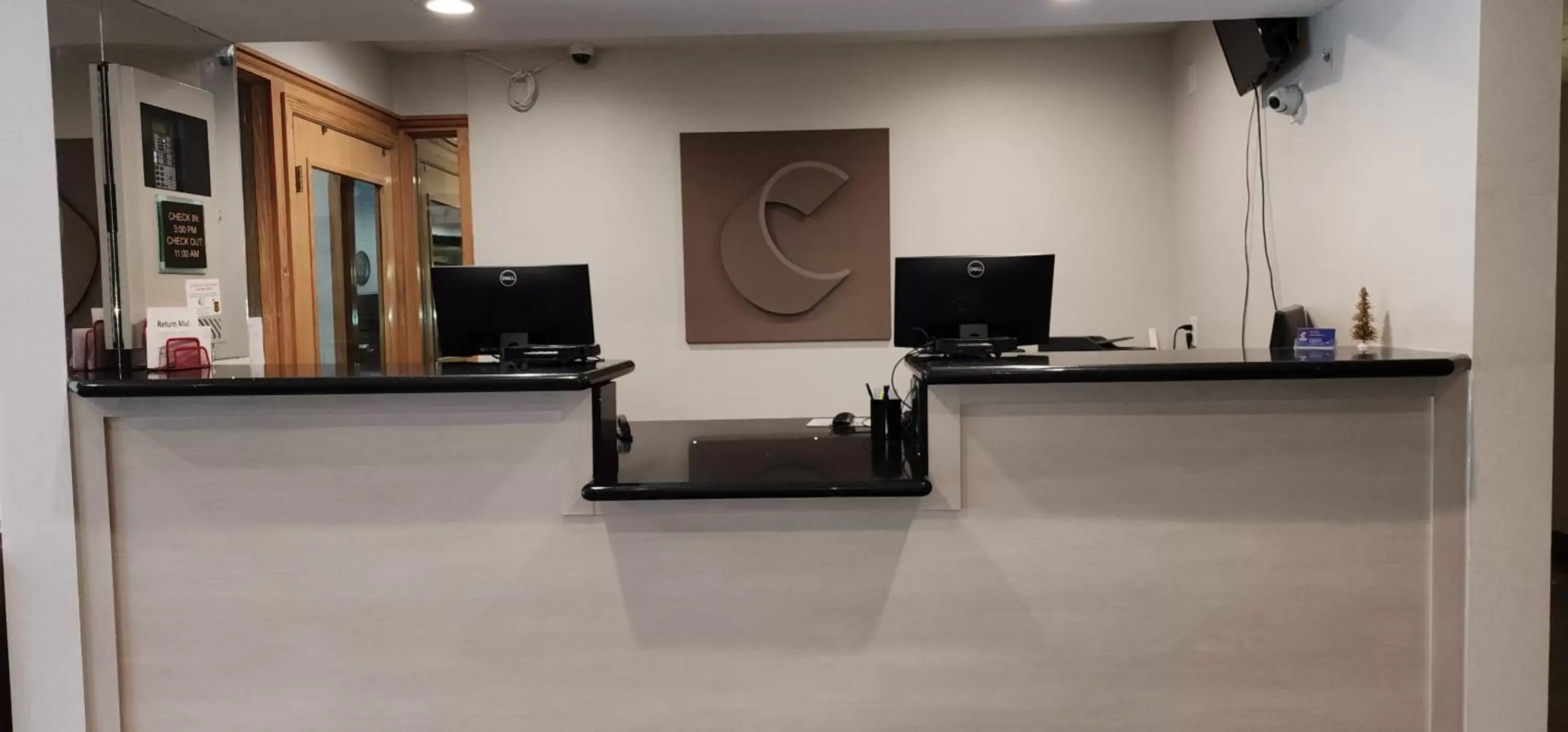 Lobby or reception in Comfort Inn & Suites Shakopee Downtown Area Lobby or reception in Comfort Inn & Suites Shakopee Downtown Area