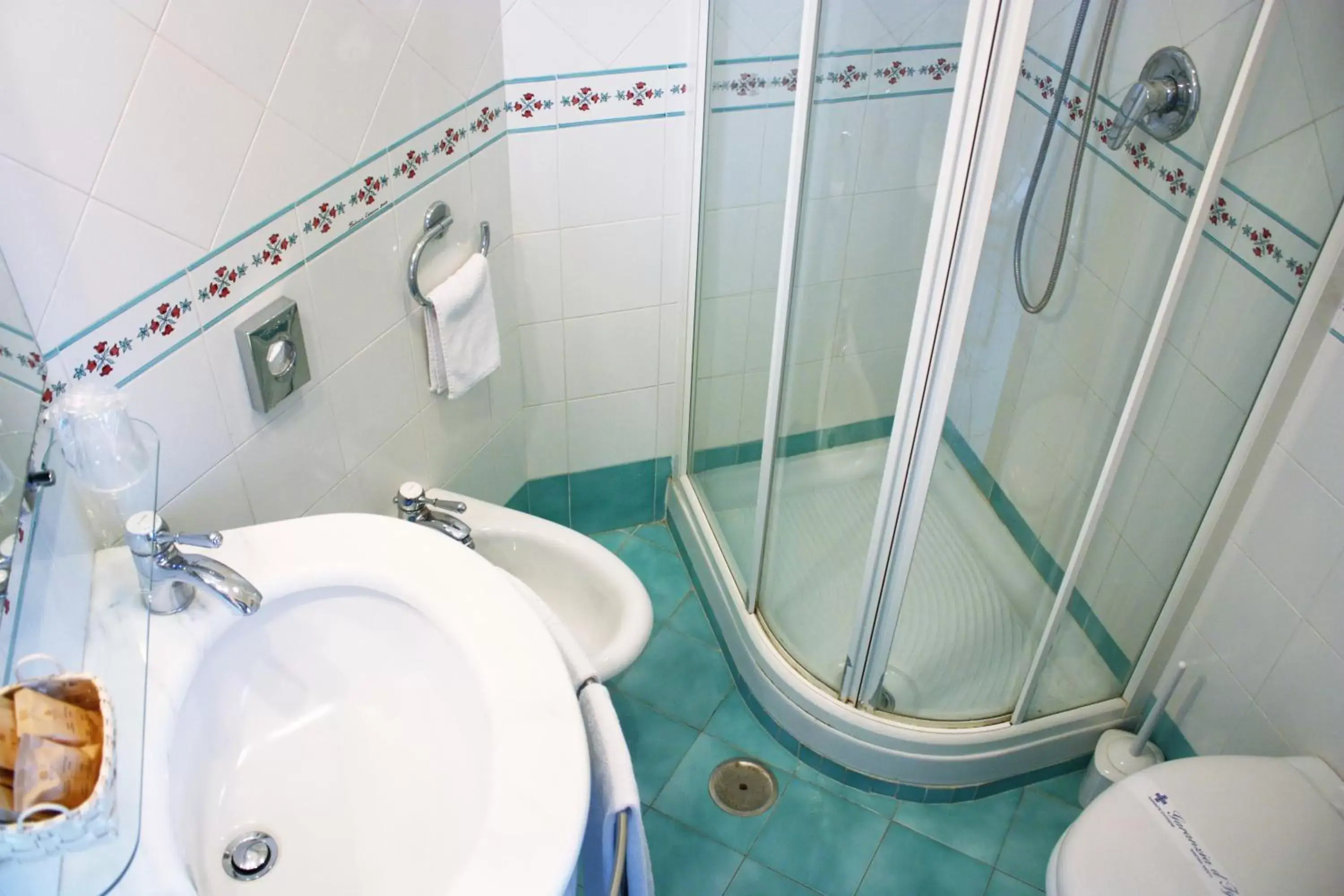 Bathroom in Hotel Savoia Sorrento