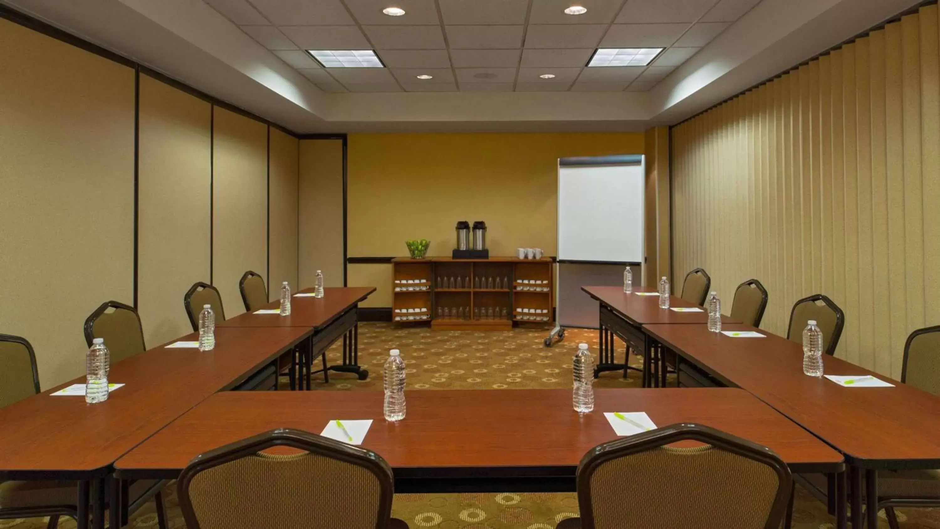 Meeting/conference room in Sonesta Select Austin North Central