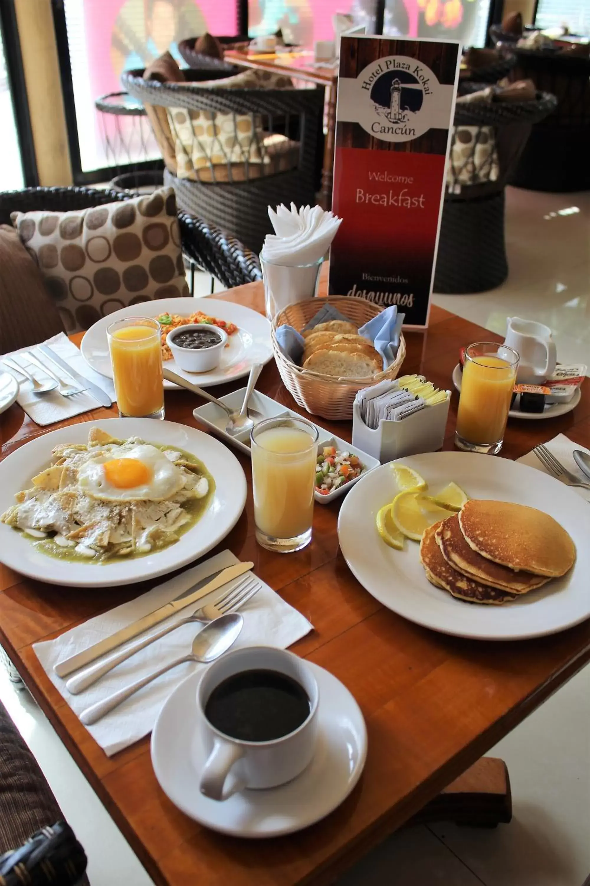 Breakfast in Hotel Plaza Kokai Cancún