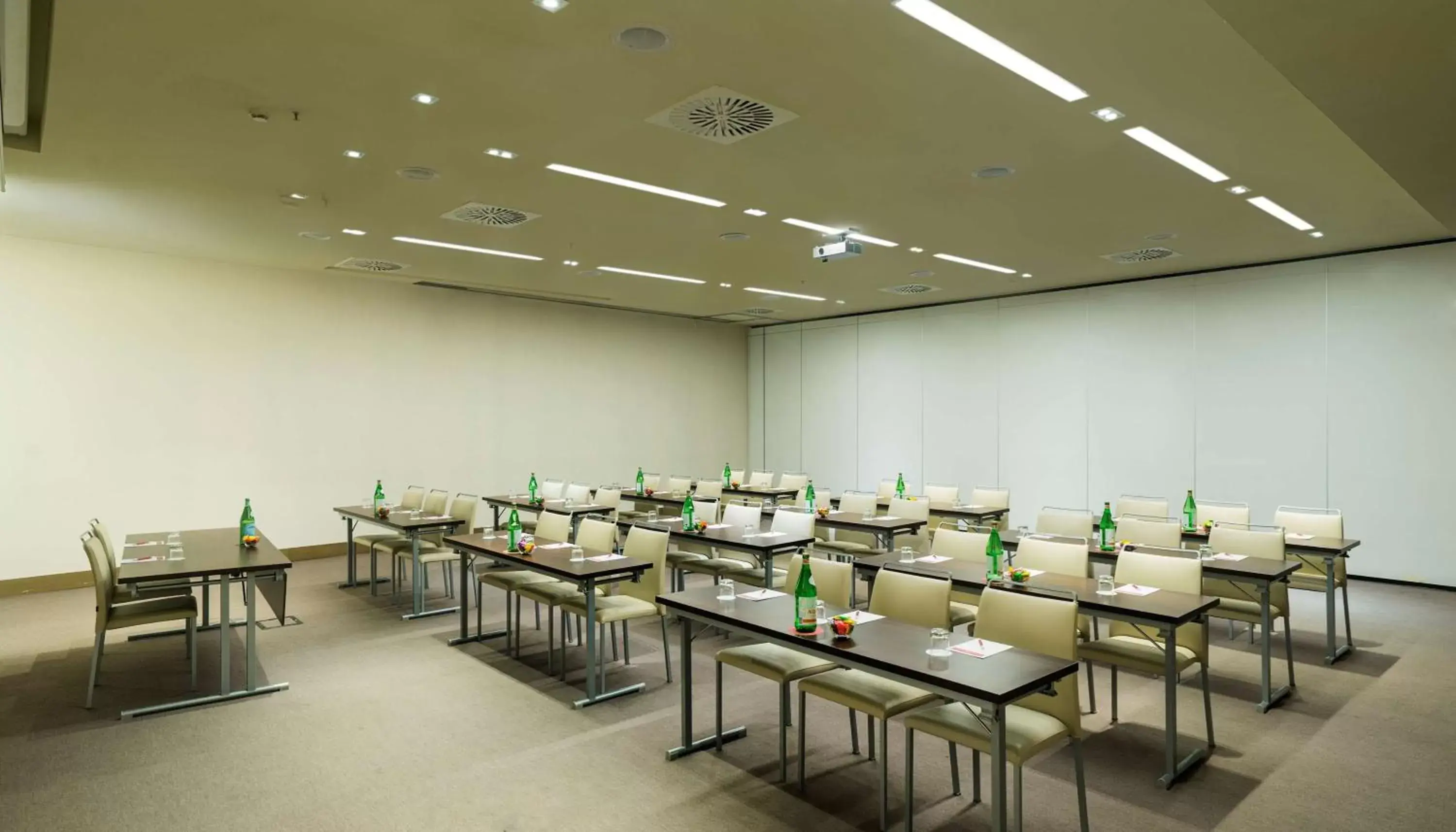 Meeting/conference room in NH Collection Roma Vittorio Veneto