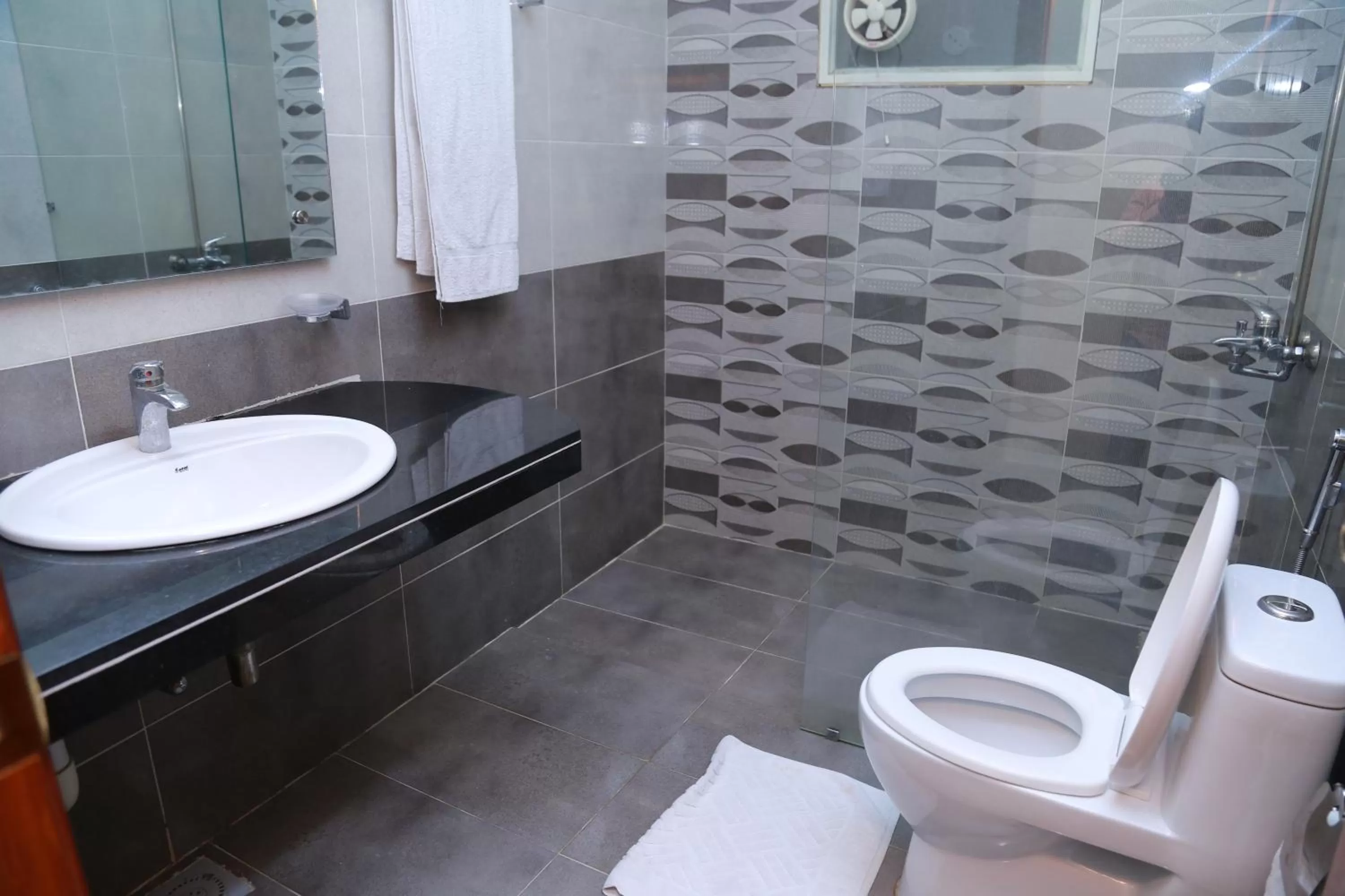 Bathroom in Hotel Grace inn