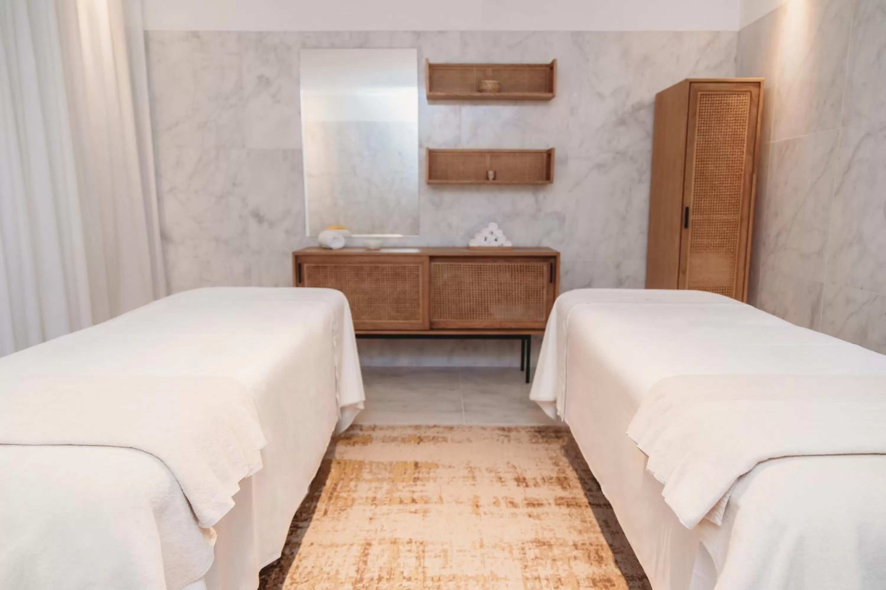 Massage, Bed in Praia do Sal Resort