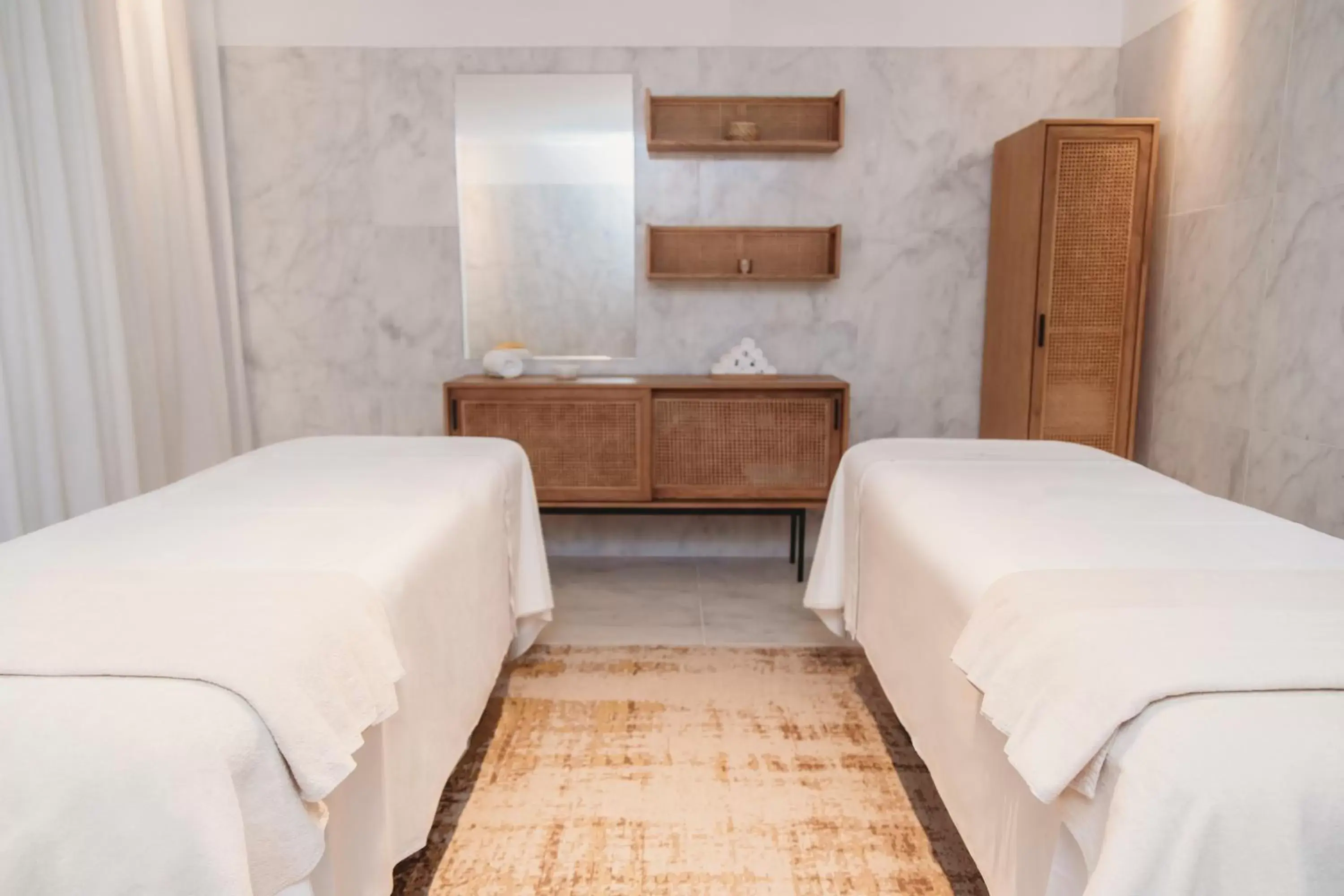 Massage, Bed in Praia do Sal Resort Massage, Bed in Praia do Sal Resort