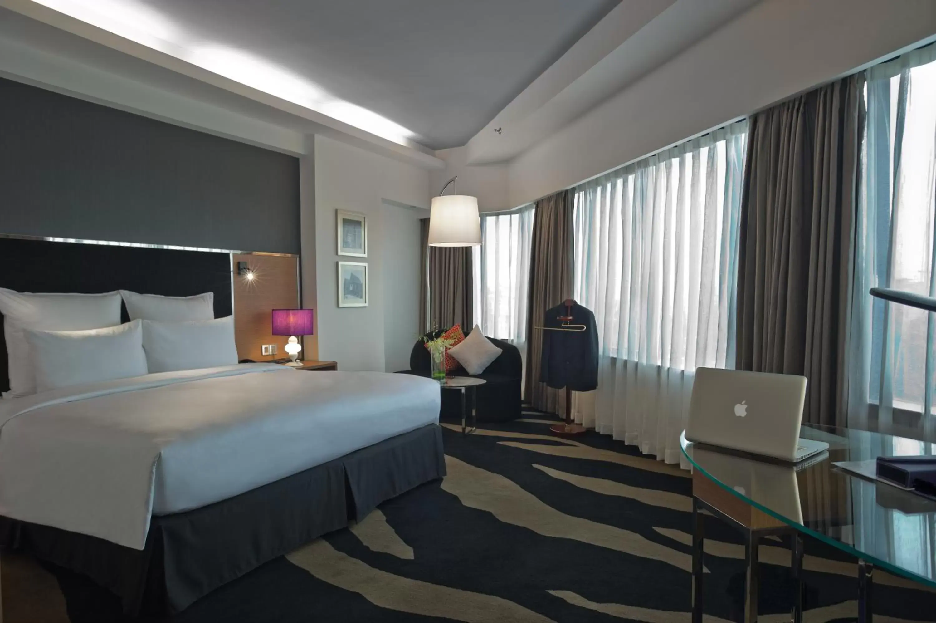 Bedroom, Bed in Wyndham Grand Bangsar Kuala Lumpur