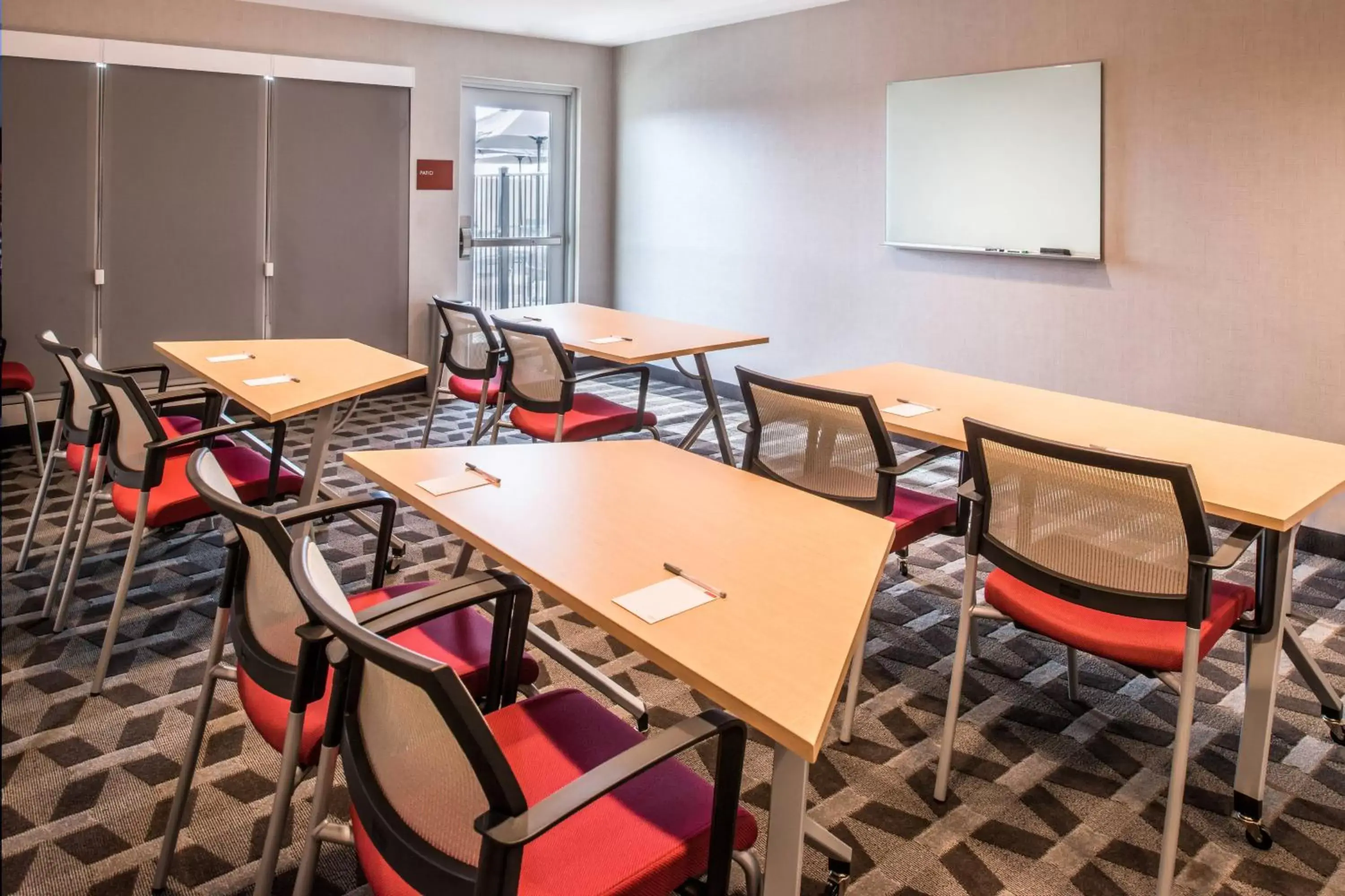 Meeting/conference room in TownePlace Suites by Marriott Merced
