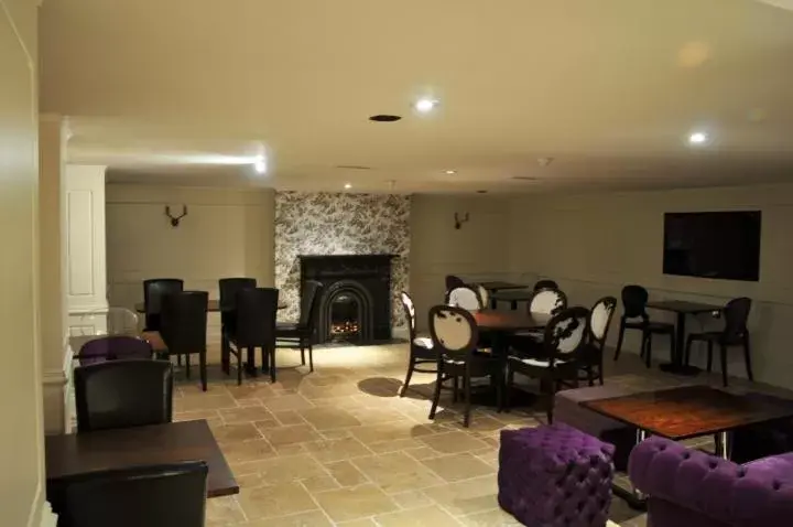 Lounge or bar in Royal George Hotel Lounge or bar in Royal George Hotel