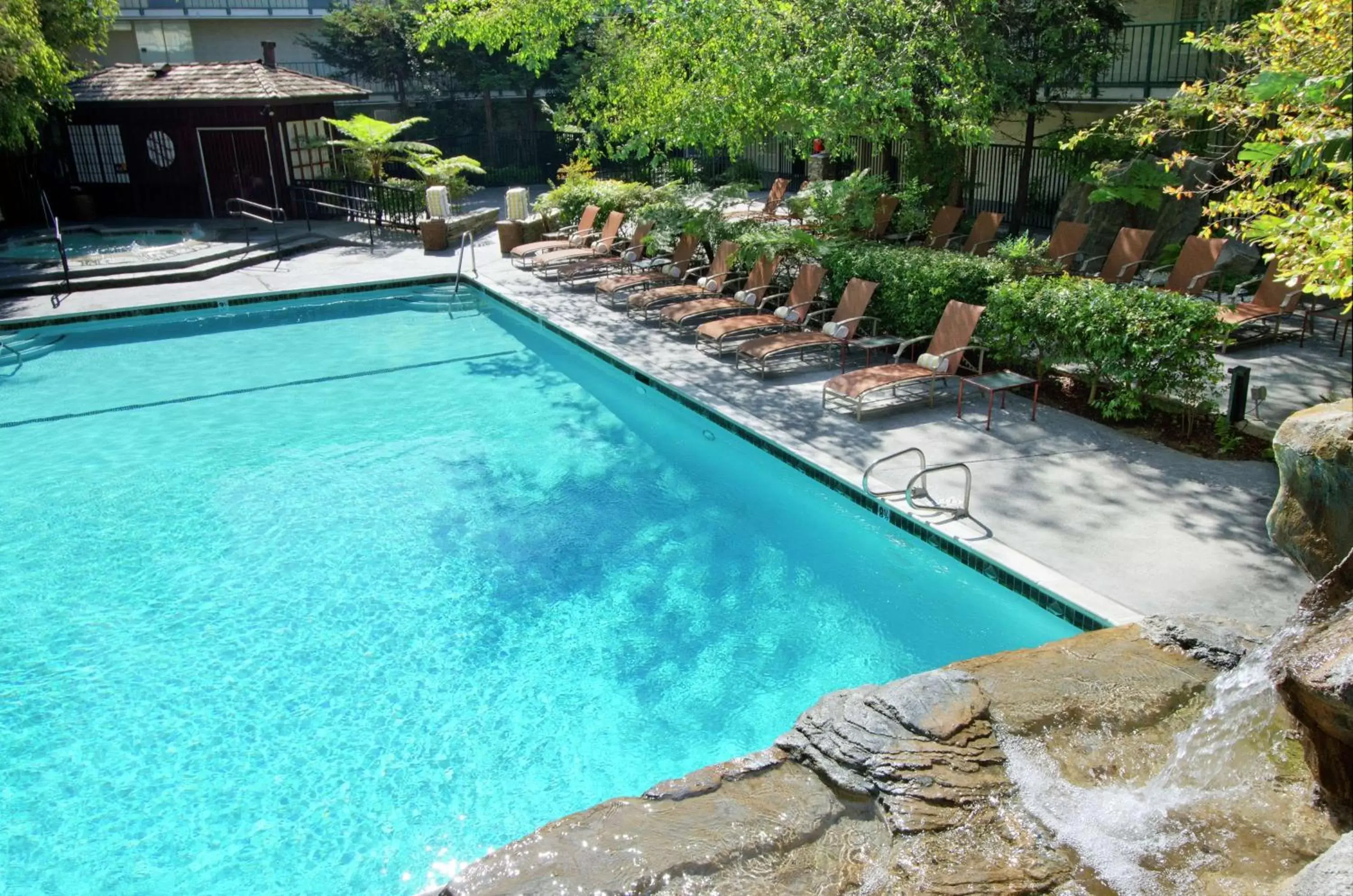 Pool view, Swimming Pool in DoubleTree by Hilton Torrance - South Bay