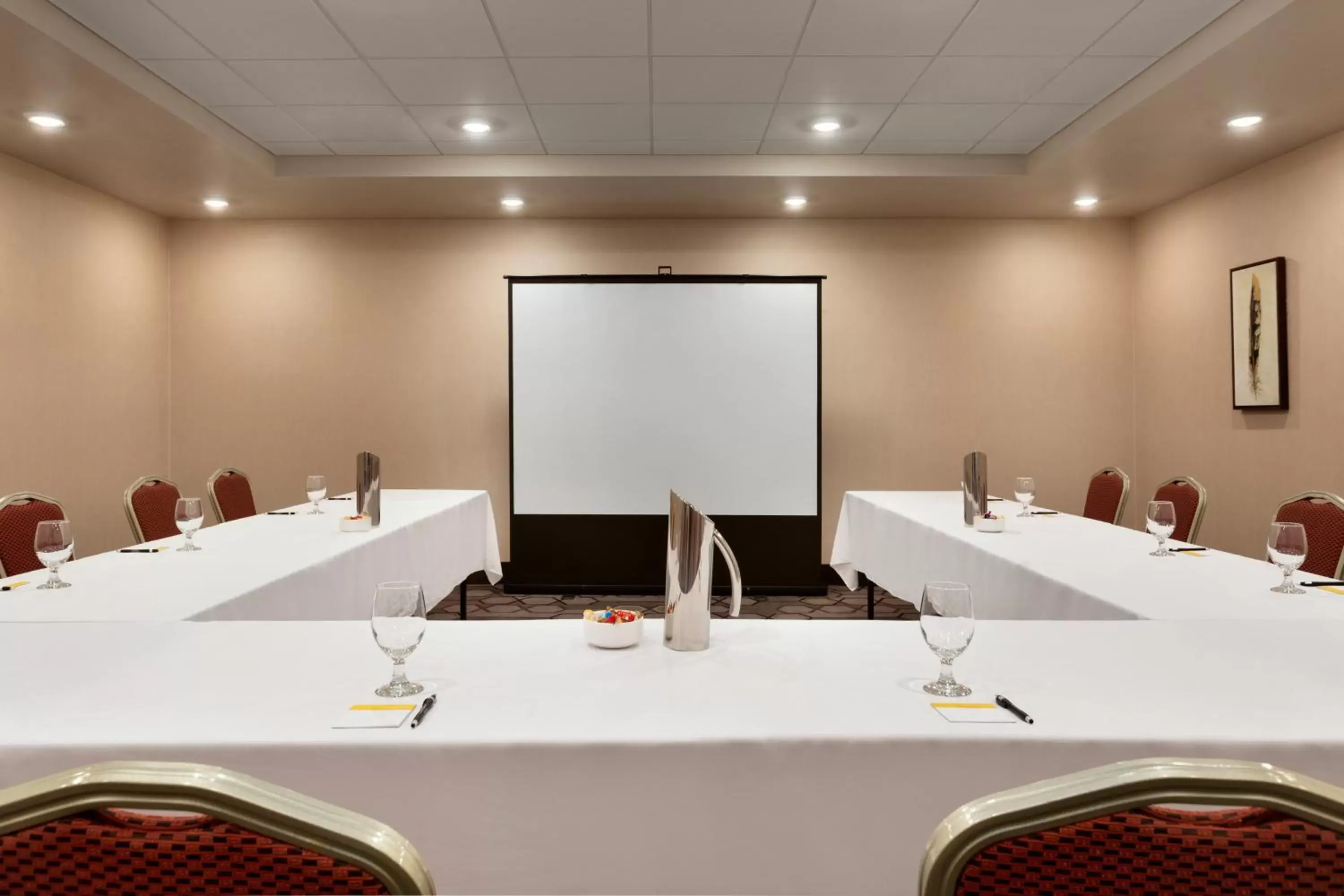 Meeting/conference room in The Landing Hotel & Conference Centre