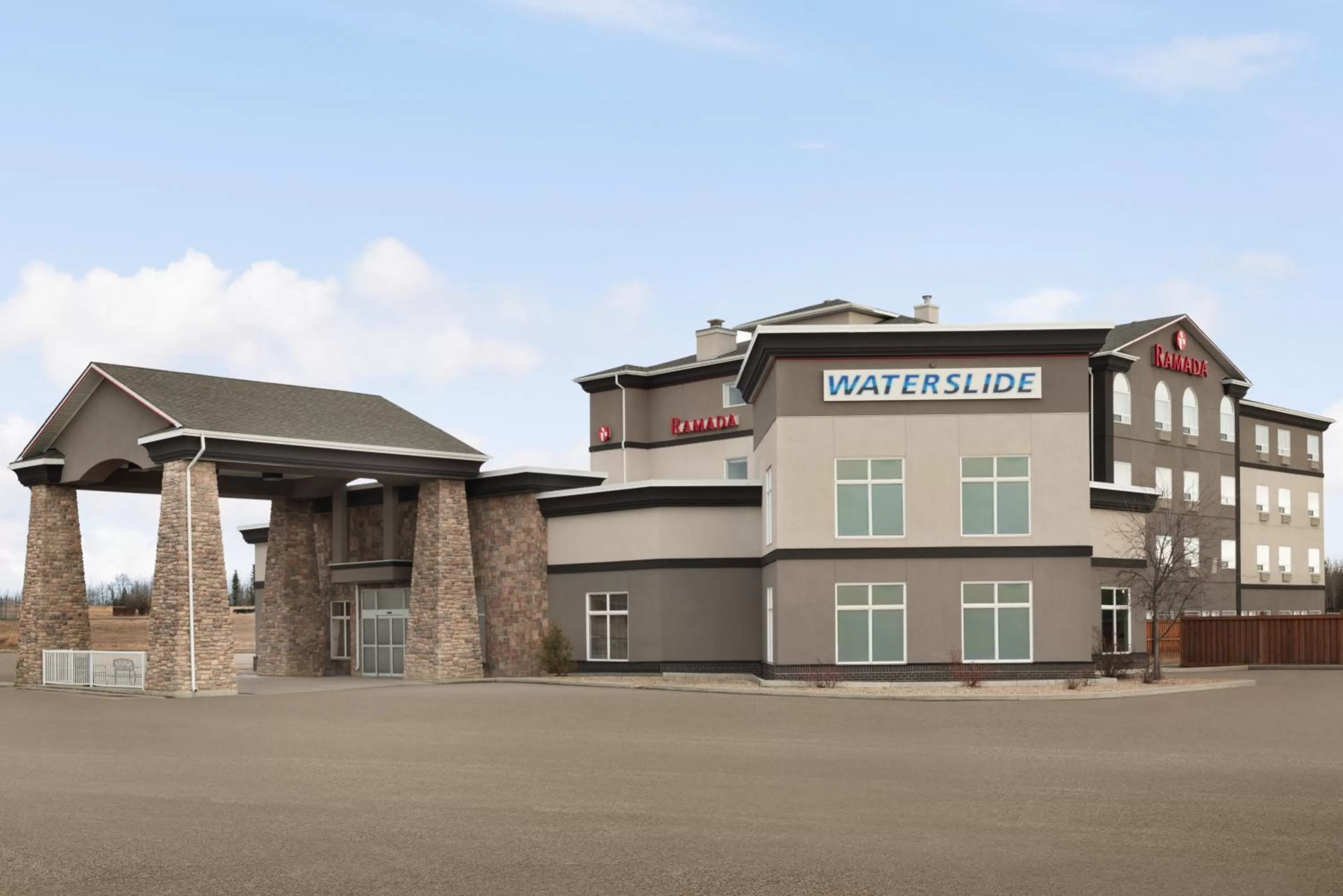 Facade/entrance in Ramada by Wyndham Drayton Valley