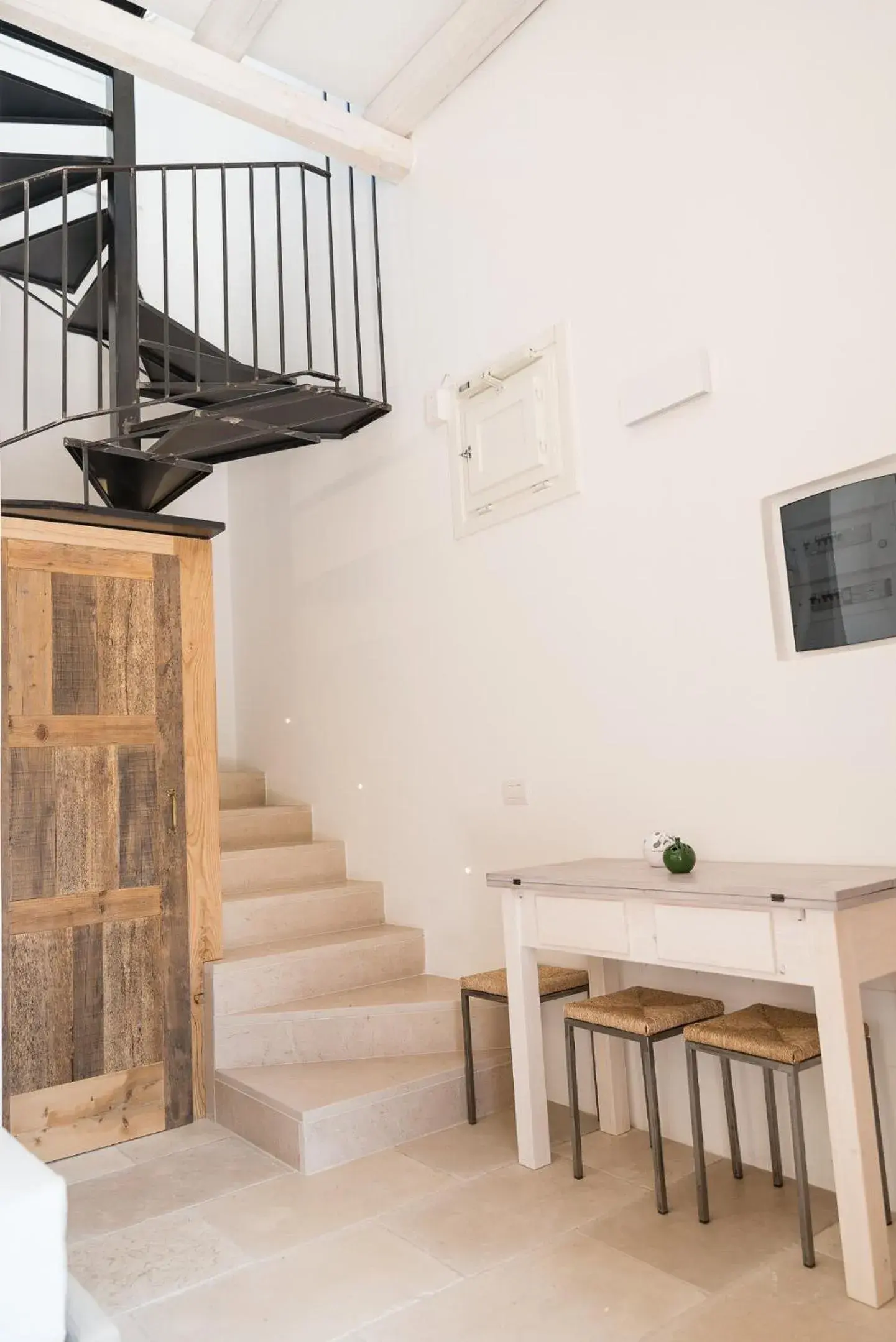 Seating area, TV/Entertainment Center in Masseria Mongio dell'Elefante