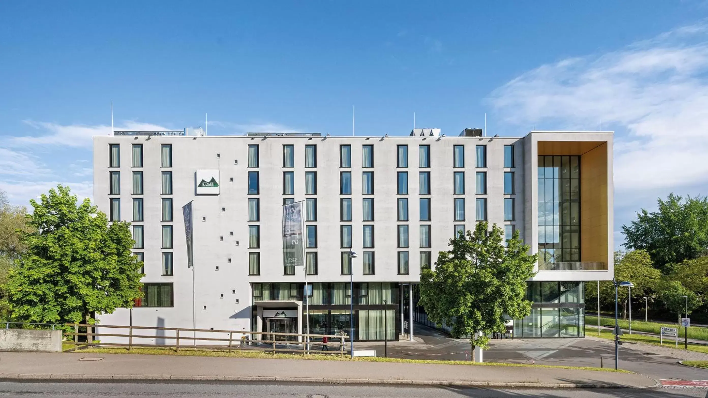 Property Building in Styles Hotel Friedrichshafen