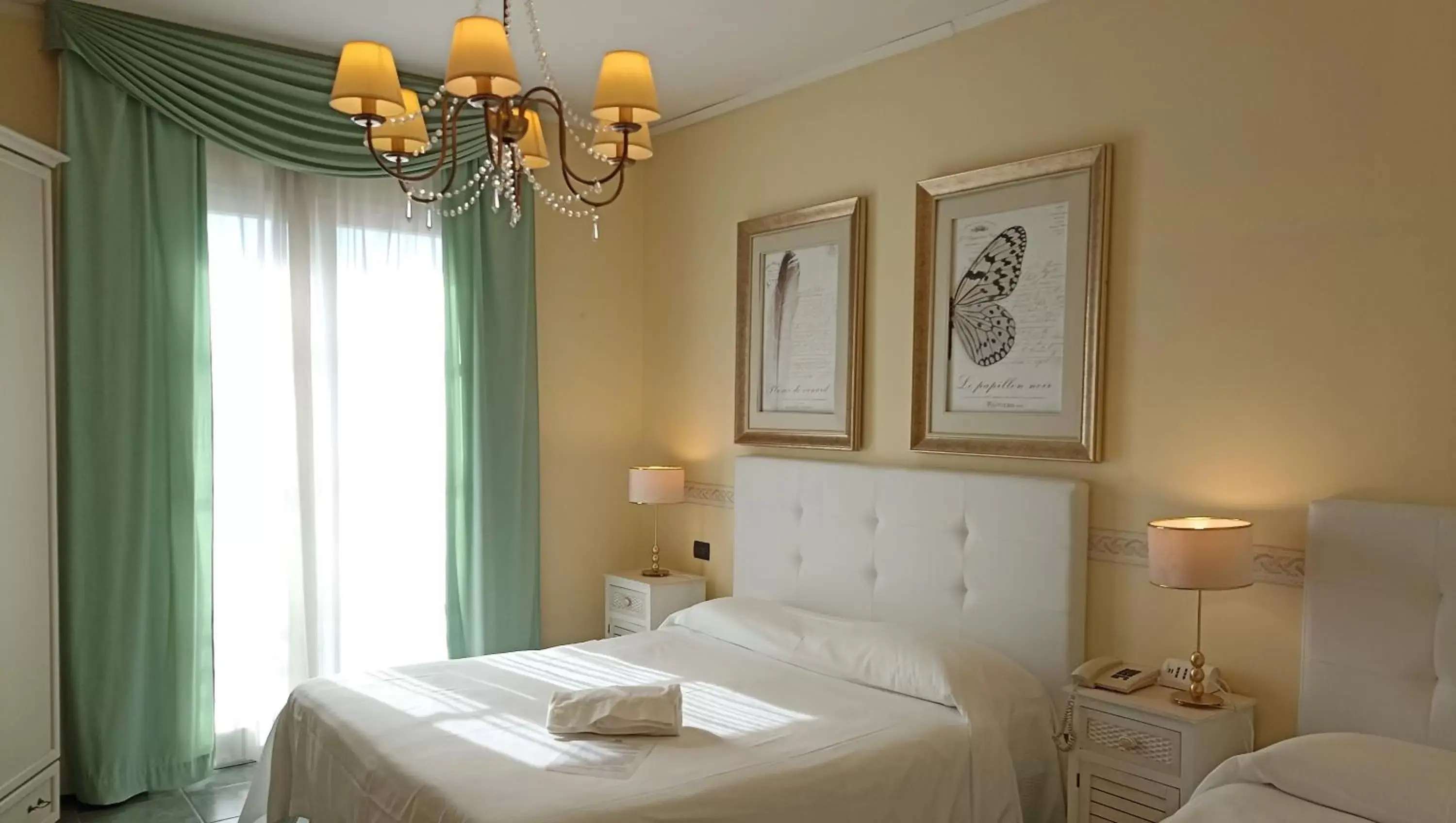 Bedroom, Bed in Hotel Palladium