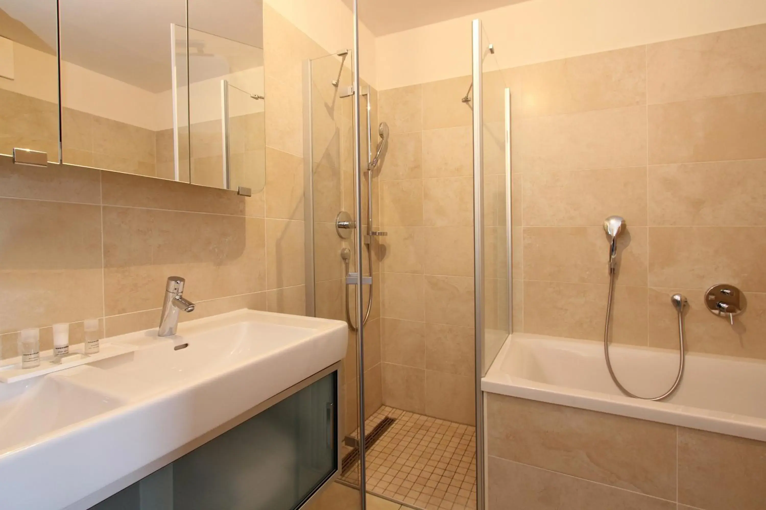 Shower, Bathroom in Avenida Mountain Resort by Alpin Rentals