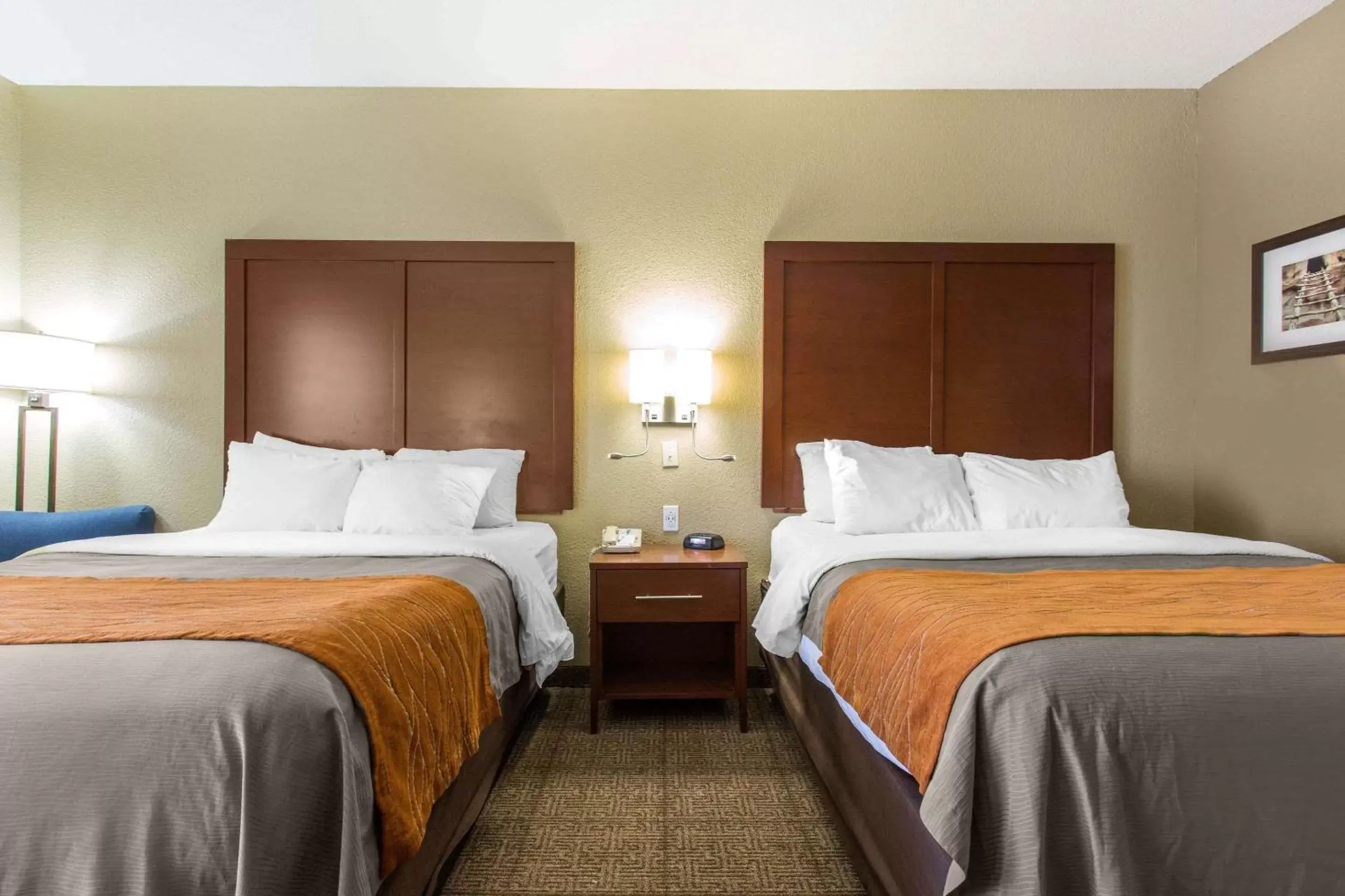 Photo of the whole room, Bed in Comfort Inn & Suites Deming