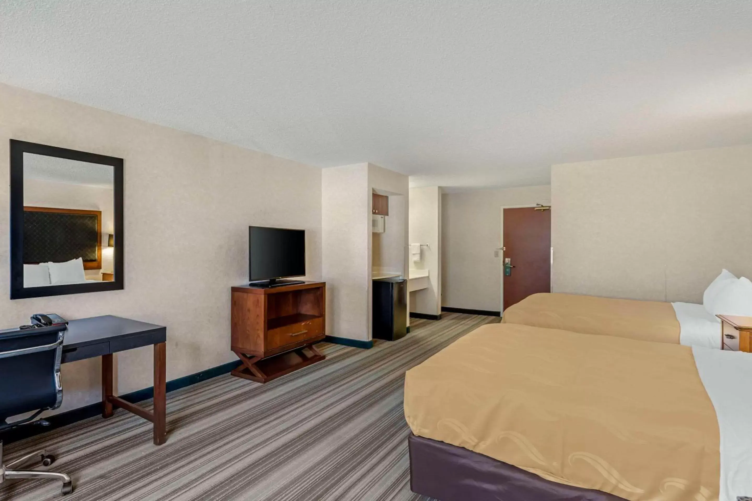 Bedroom, Bed in Quality Inn Denver Tech Center Bedroom, Bed in Quality Inn Denver Tech Center