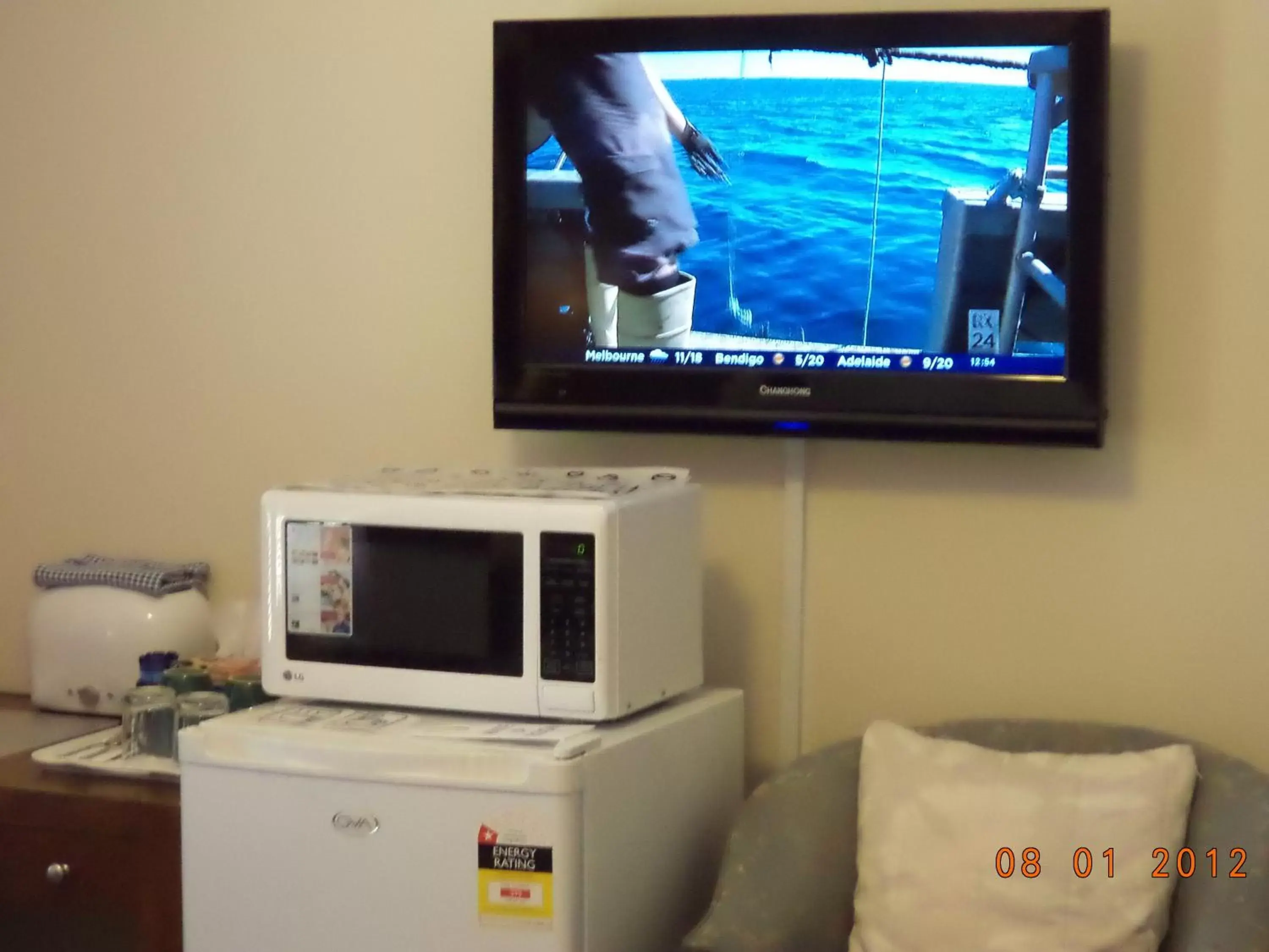 TV and multimedia, TV/Entertainment Center in Arcadian Bed & Breakfast