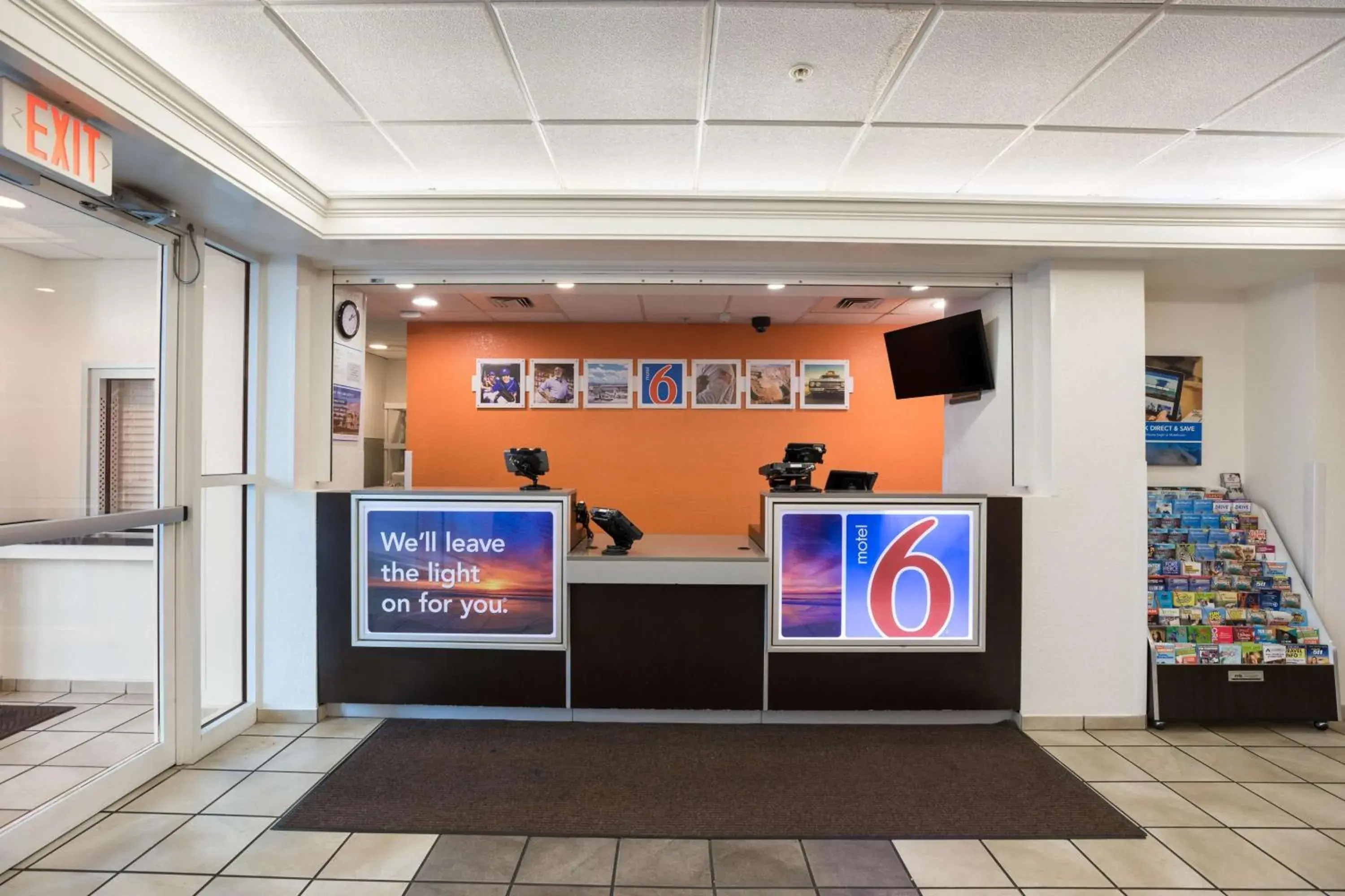 Lobby or reception in Motel 6-Orlando, FL - International Dr