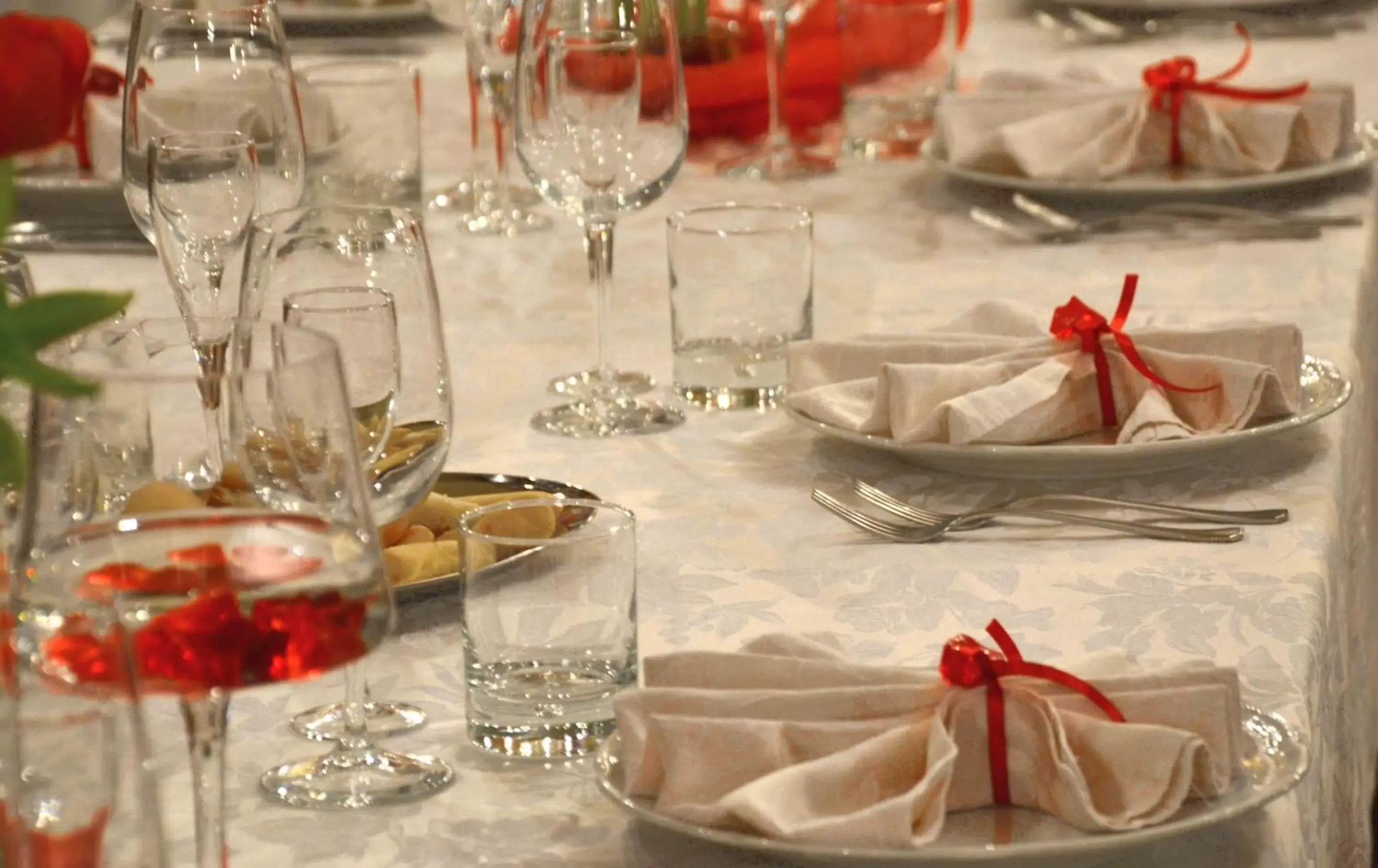 Restaurant/places to eat, Banquet Facilities in Hotel Bracco