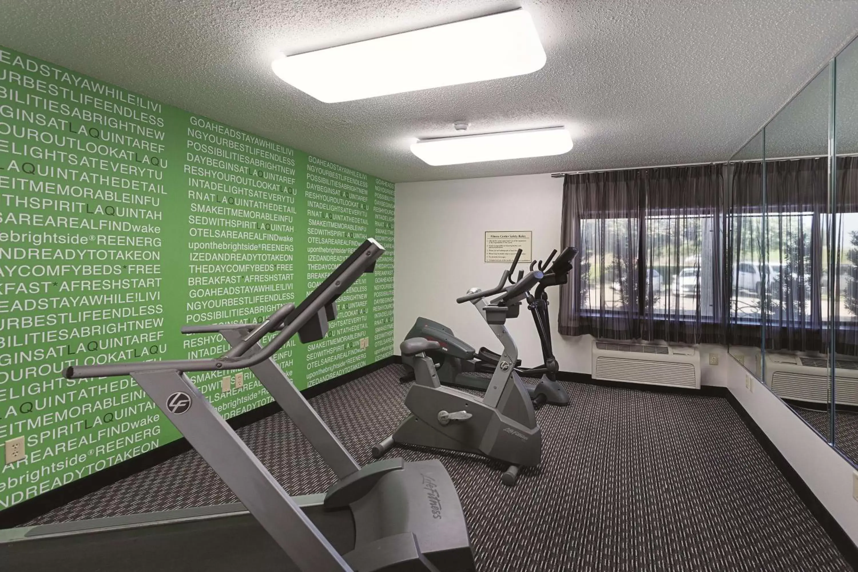 Fitness centre/facilities, Fitness Center/Facilities in La Quinta by Wyndham Baton Rouge Siegen Lane